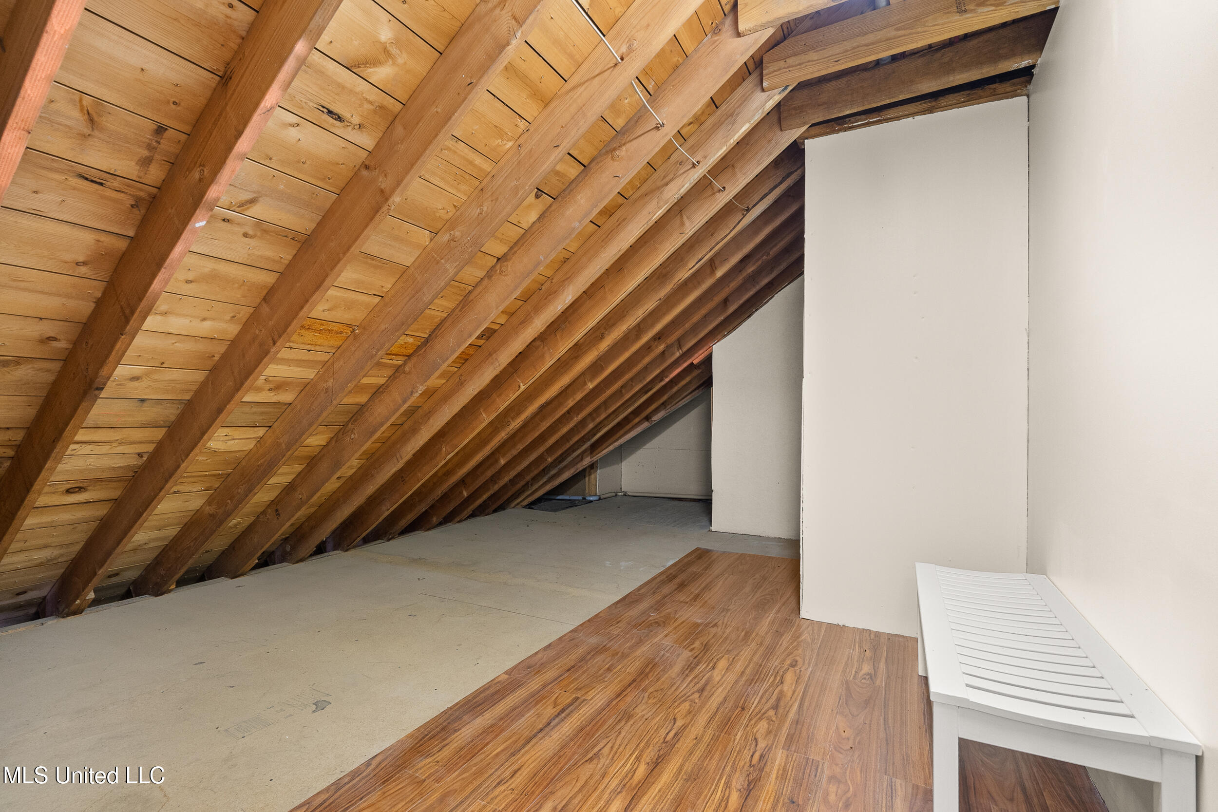 1590 Epping Forest Drive Property Photo 33