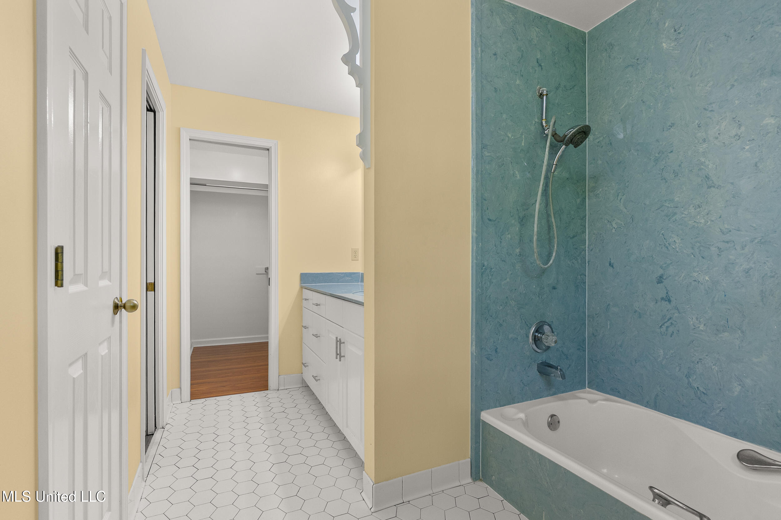 1590 Epping Forest Drive Property Photo 37