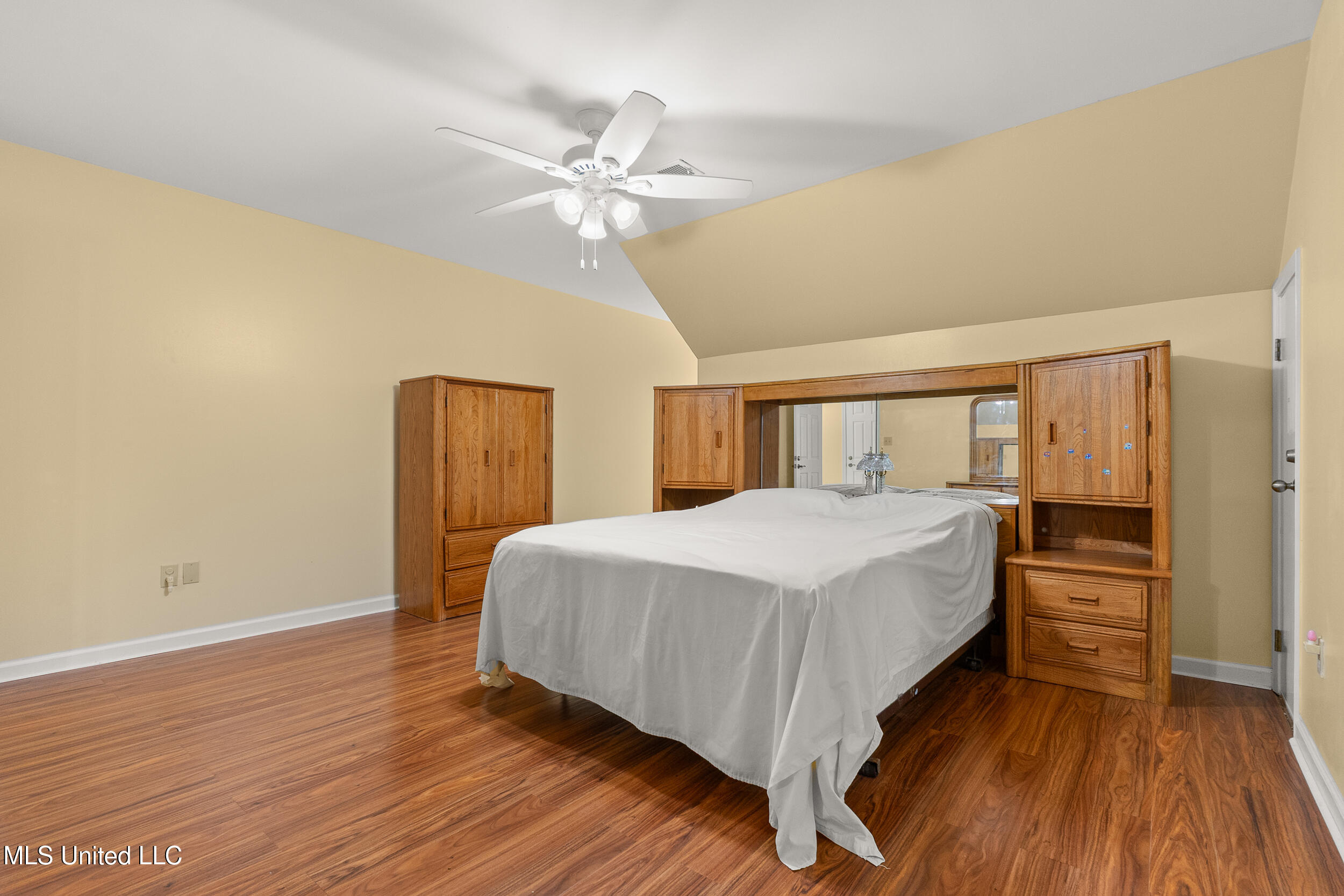 1590 Epping Forest Drive Property Photo 39