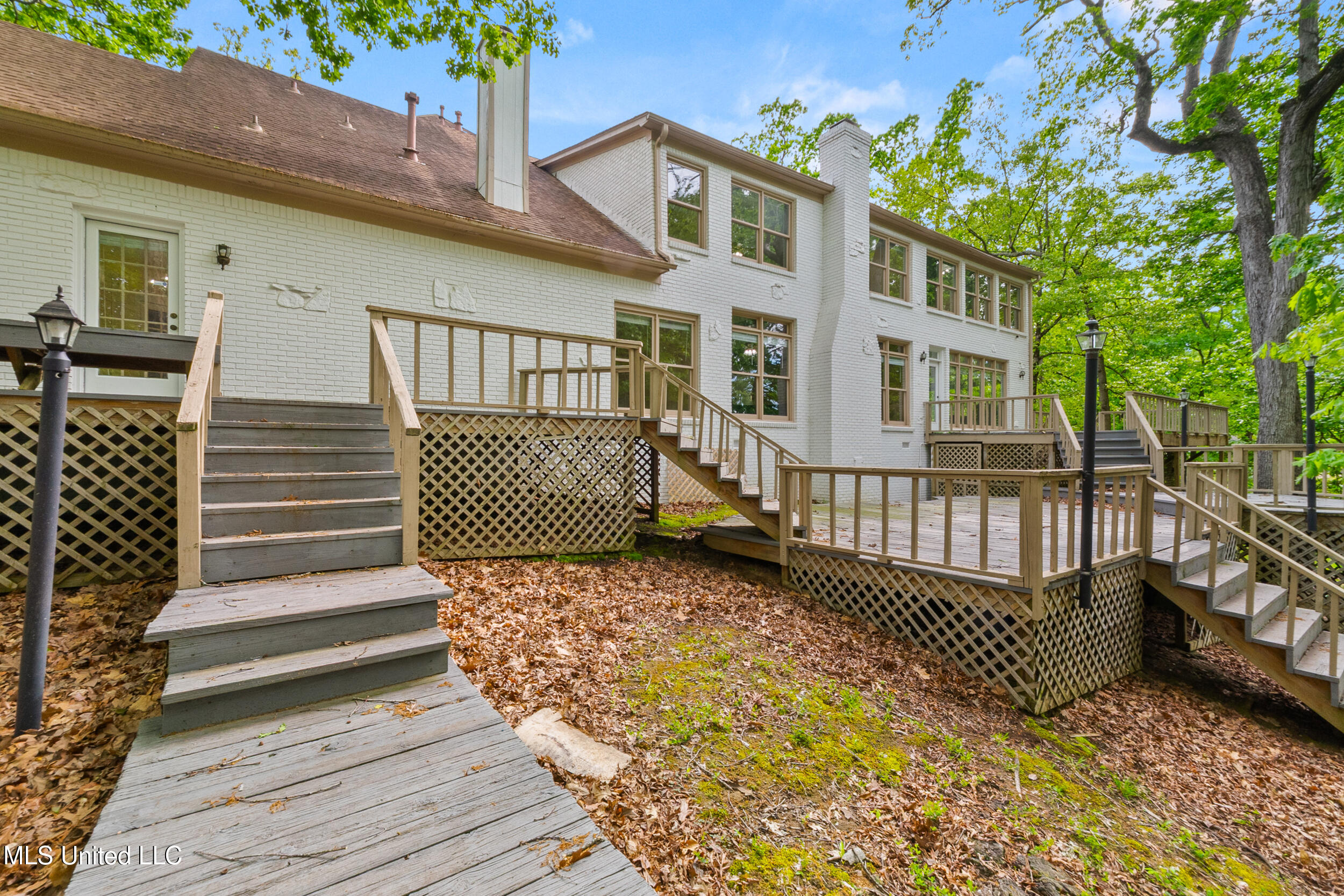 1590 Epping Forest Drive Property Photo 44