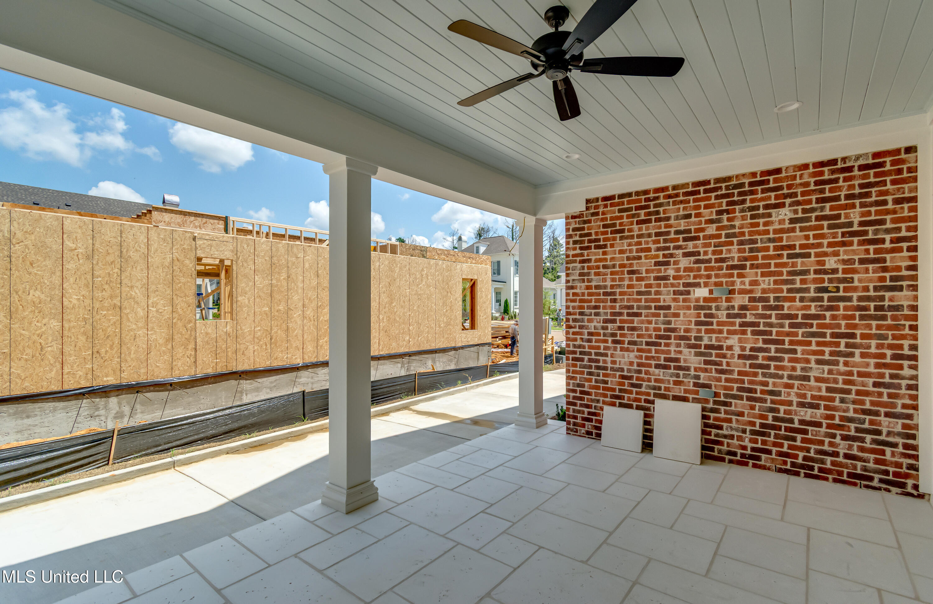 119 Commonwealth Drive Property Photo 9