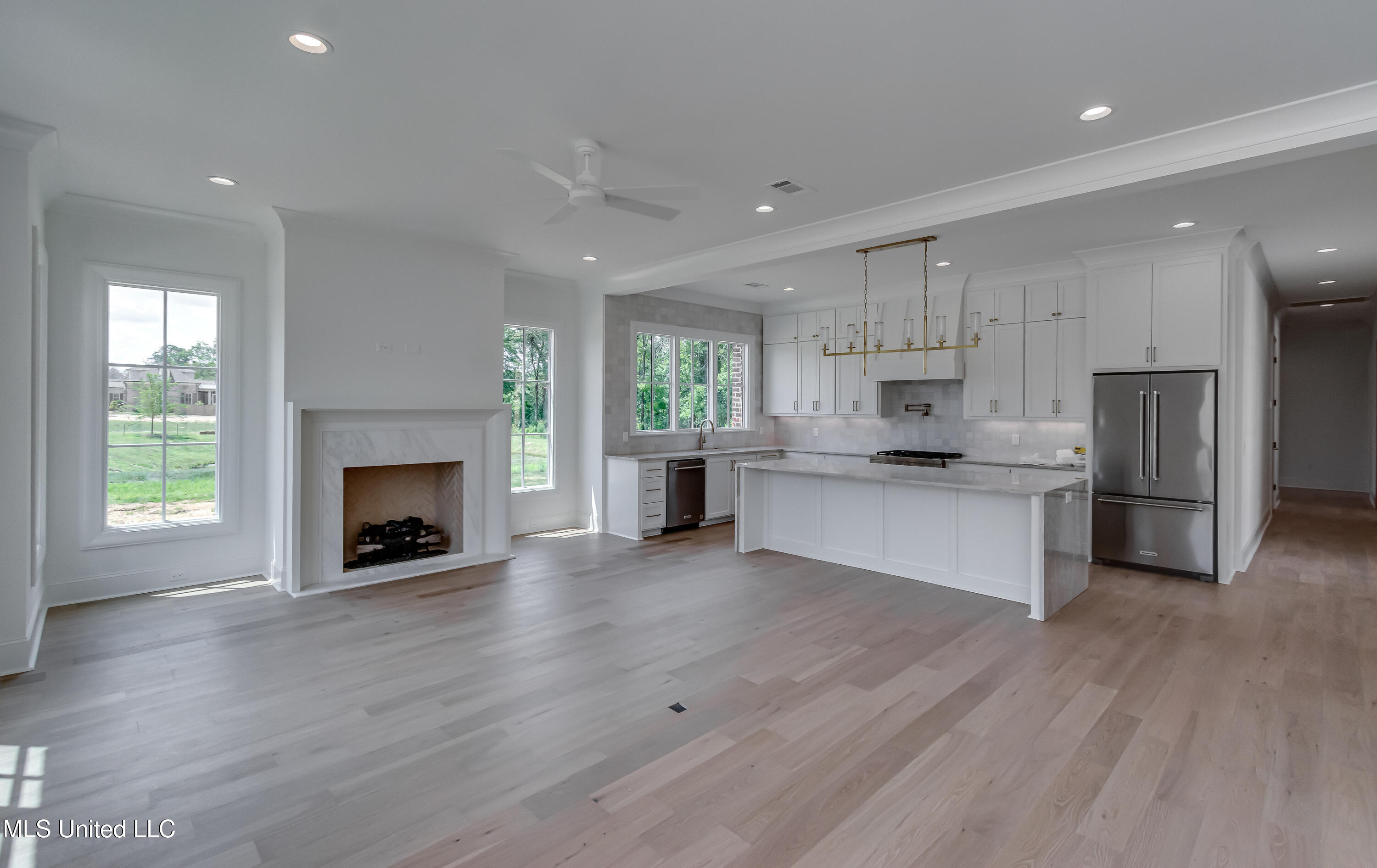 119 Commonwealth Drive Property Photo 19