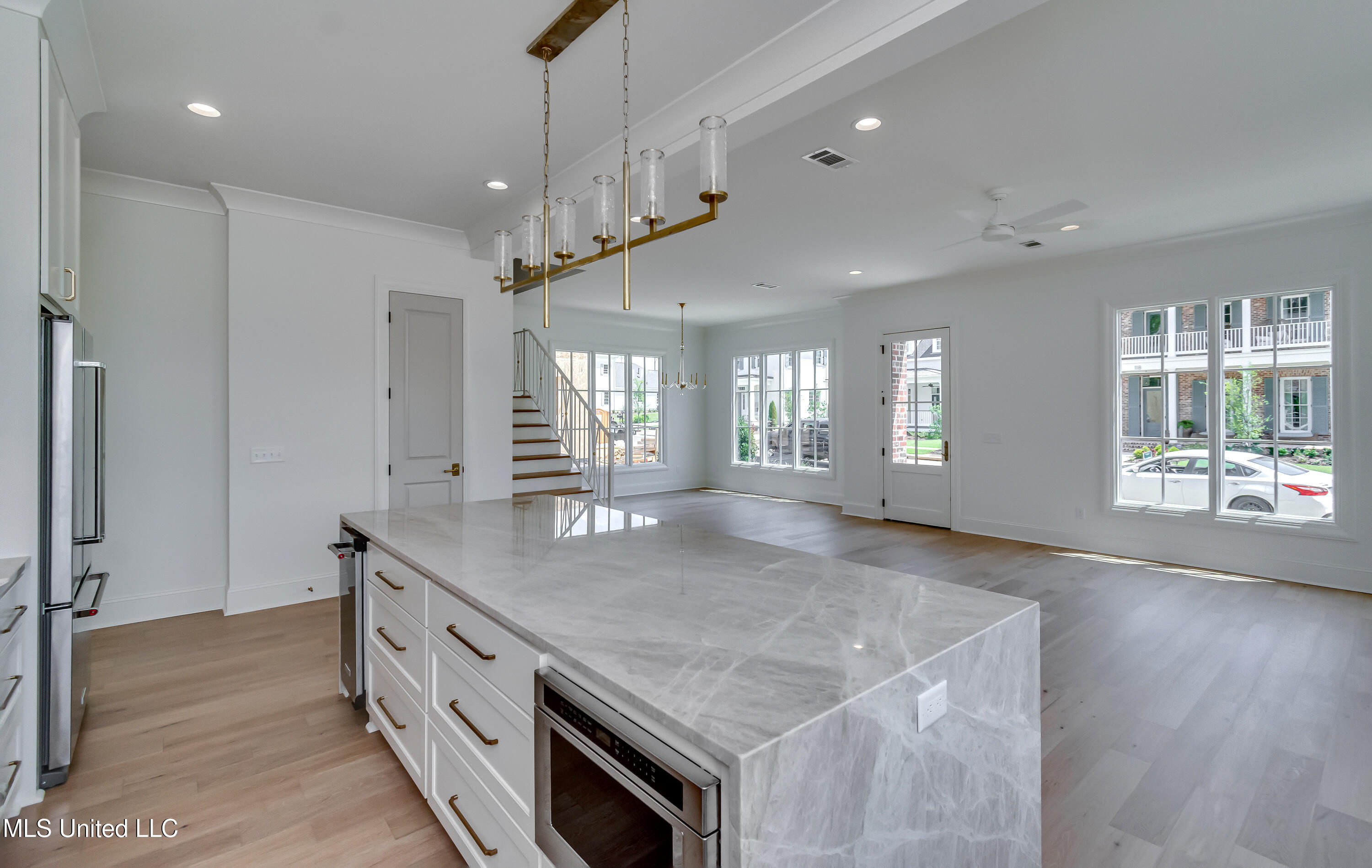 119 Commonwealth Drive Property Photo 29