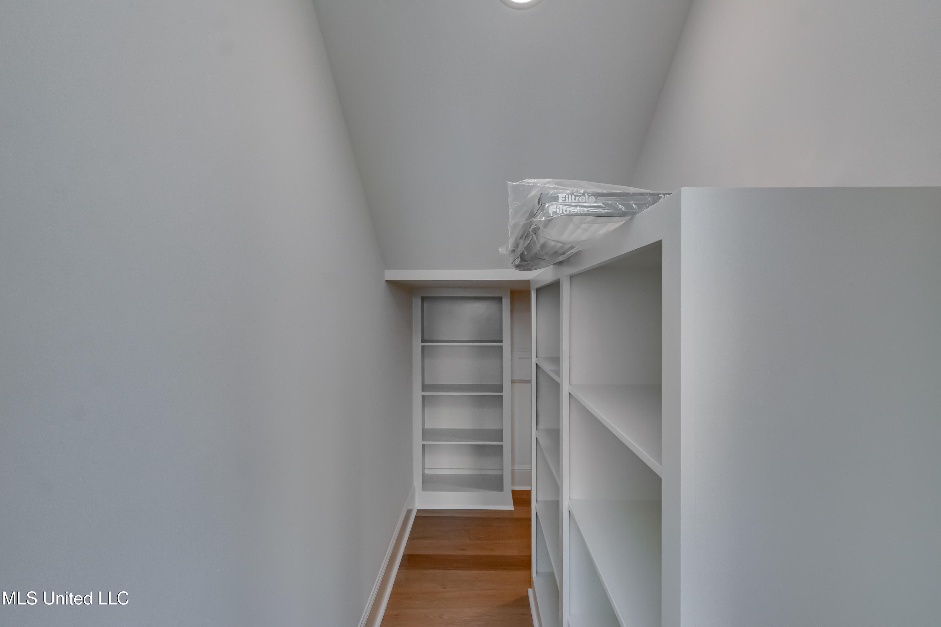 119 Commonwealth Drive Property Photo 31