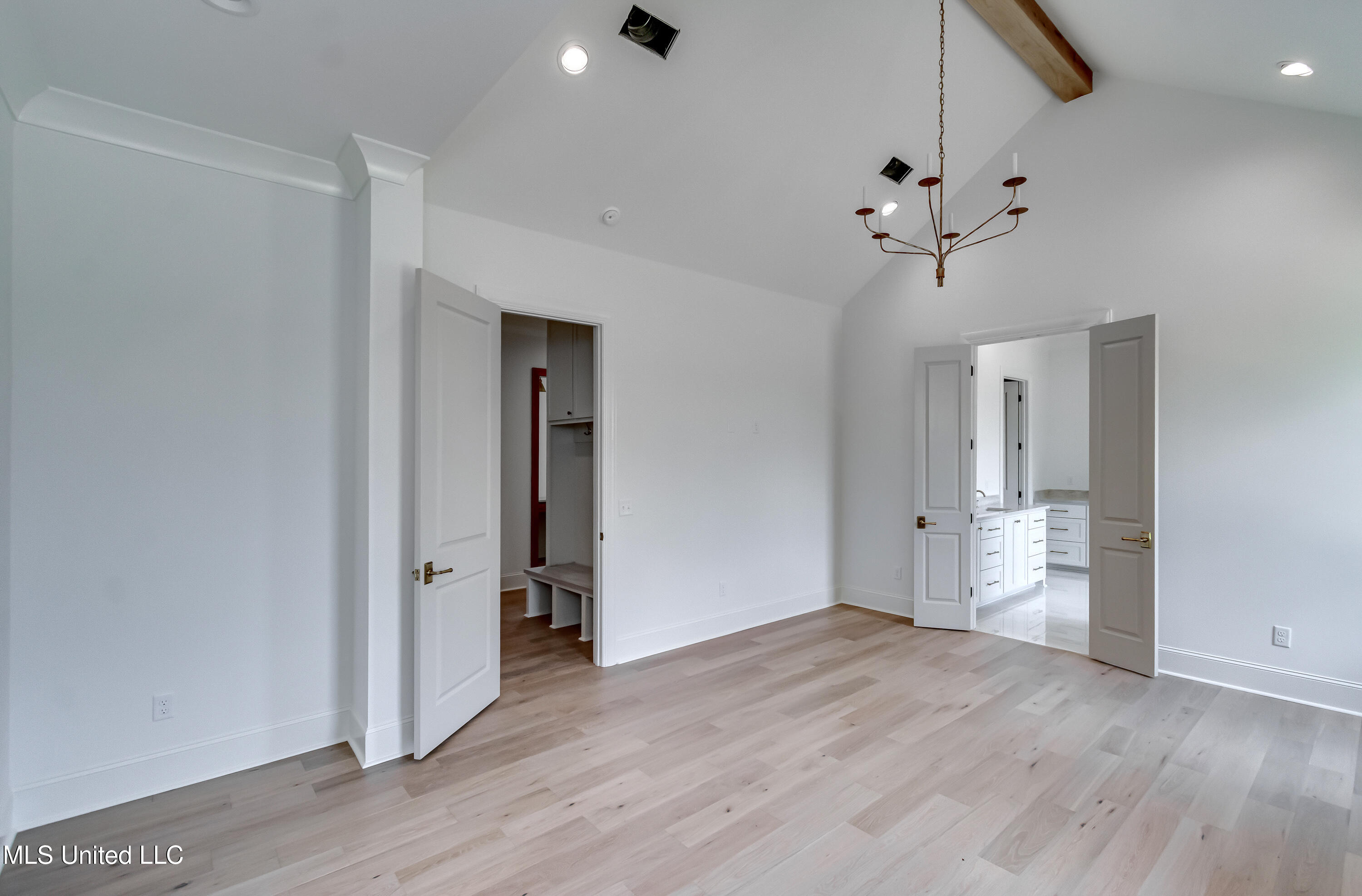 119 Commonwealth Drive Property Photo 39