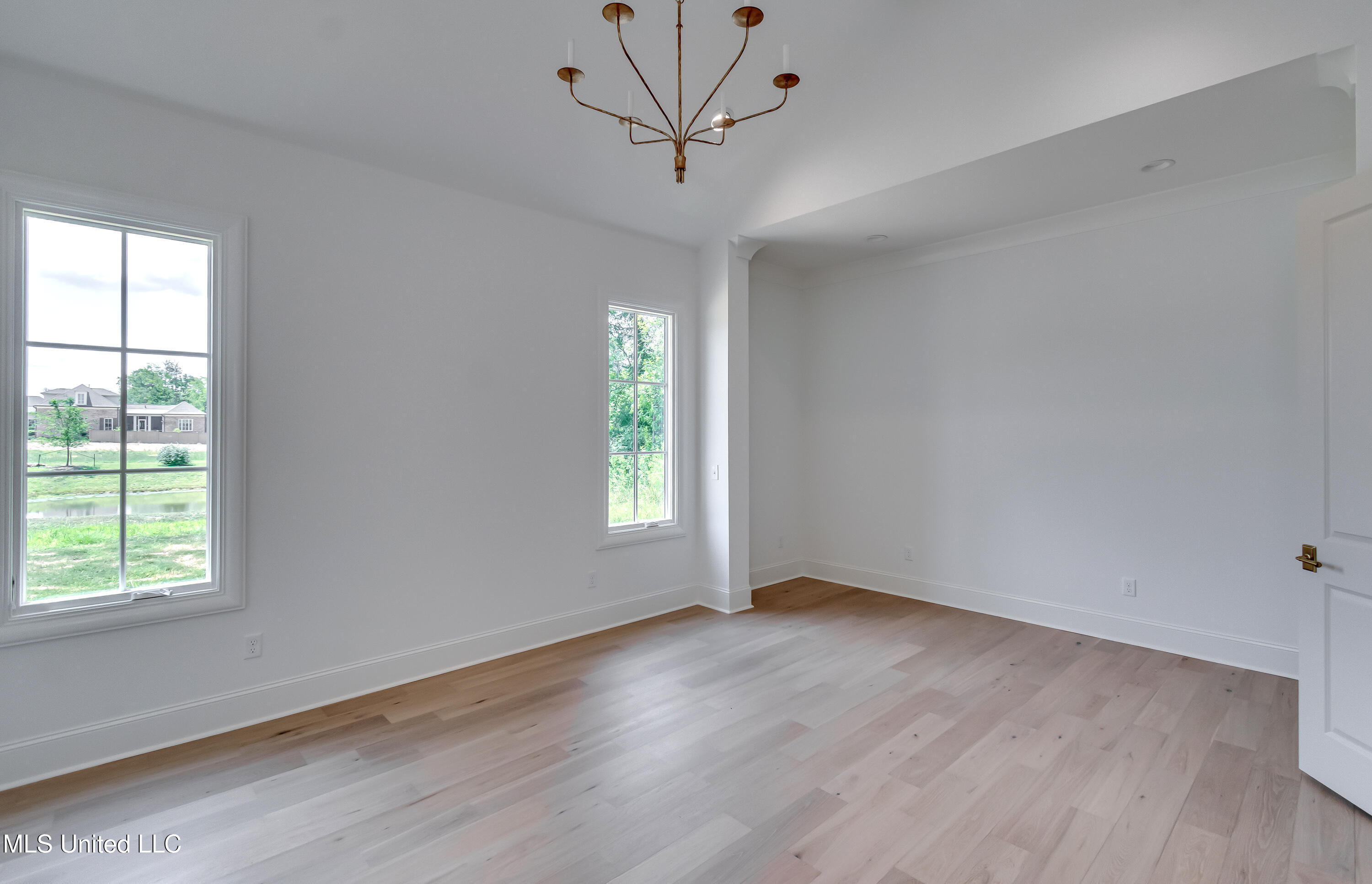 119 Commonwealth Drive Property Photo 41