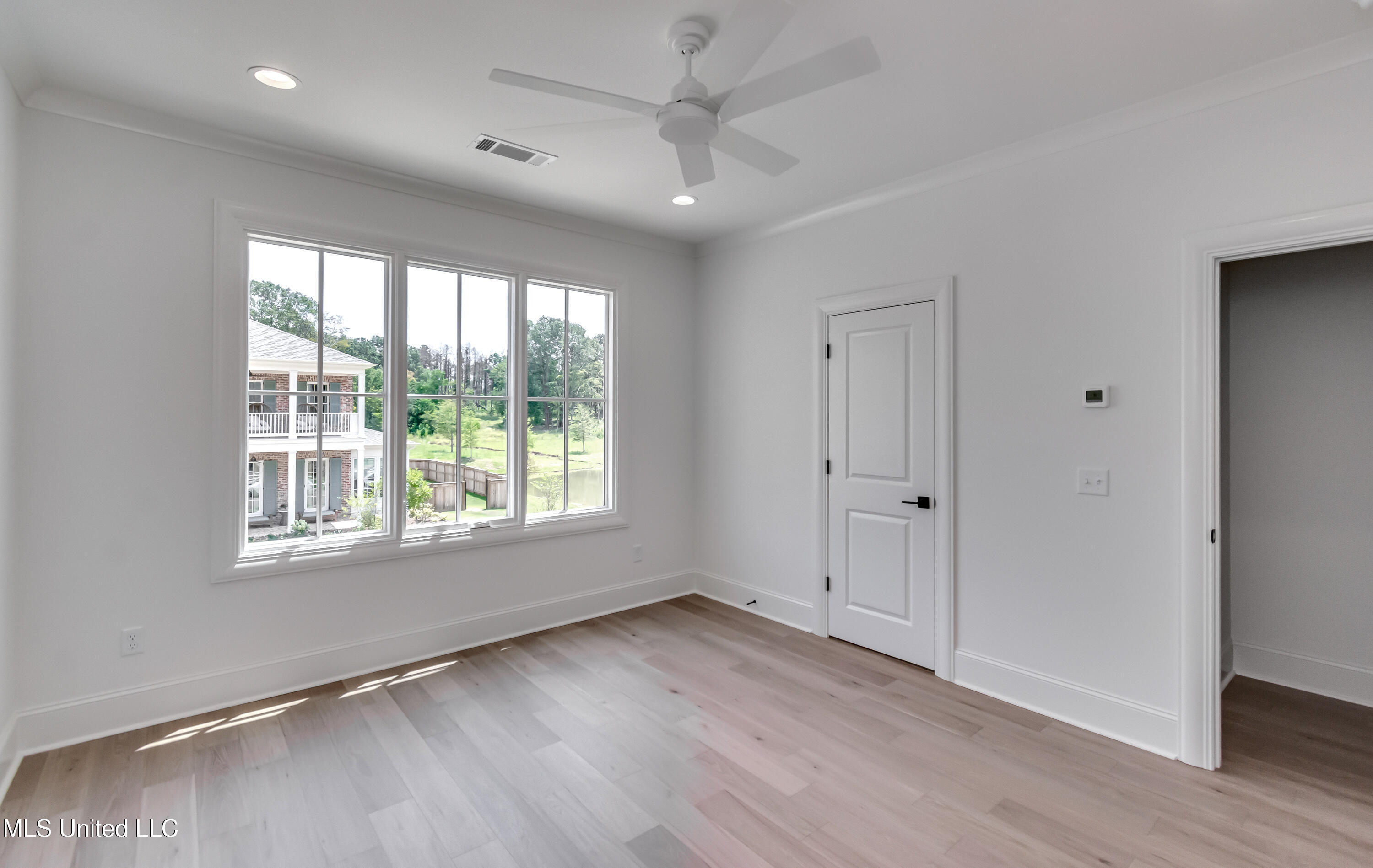 119 Commonwealth Drive Property Photo 59