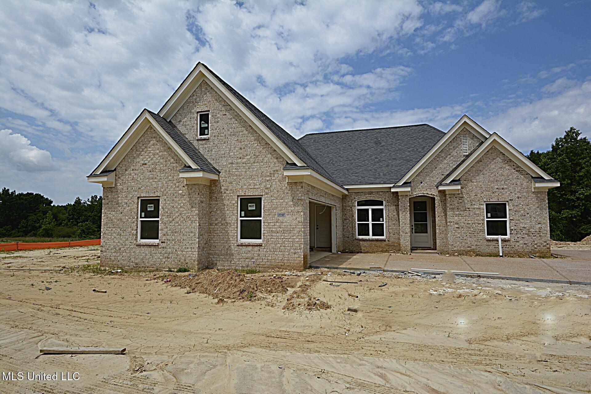 2297 S Hwy 301 Property Photo 1