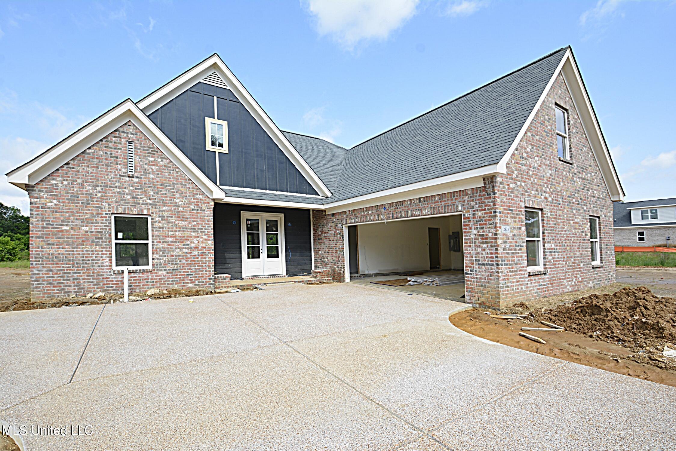 2373 S Hwy 301 Property Photo 1