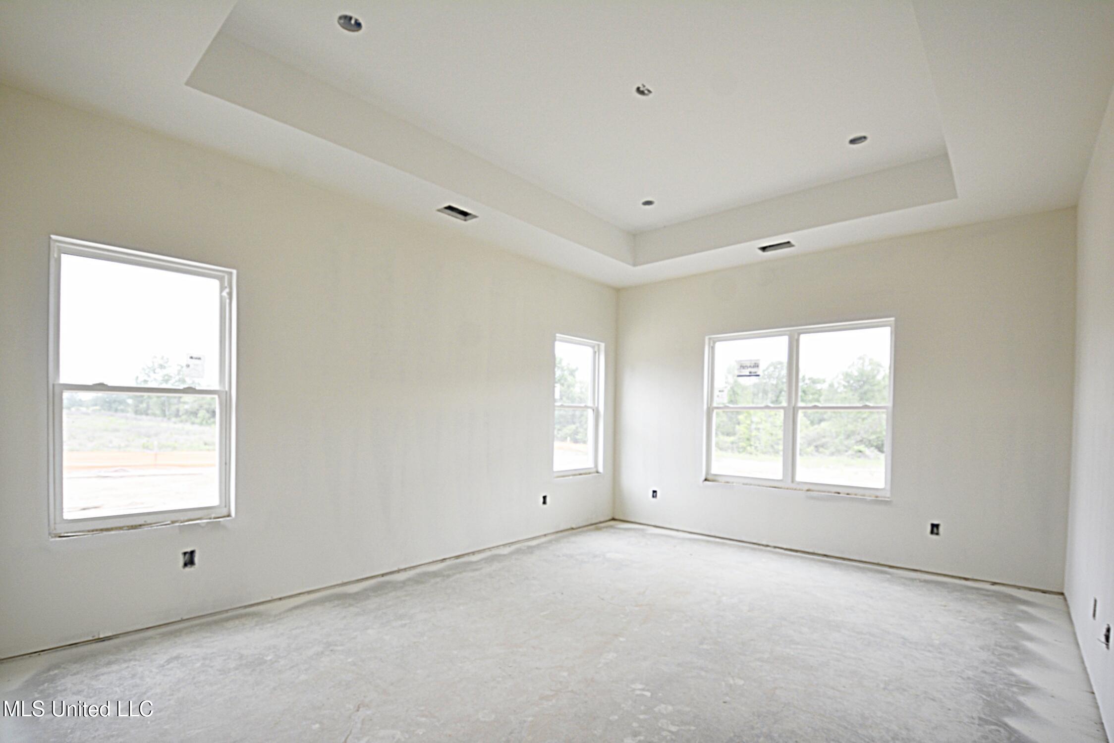 2373 S Hwy 301 Property Photo 8