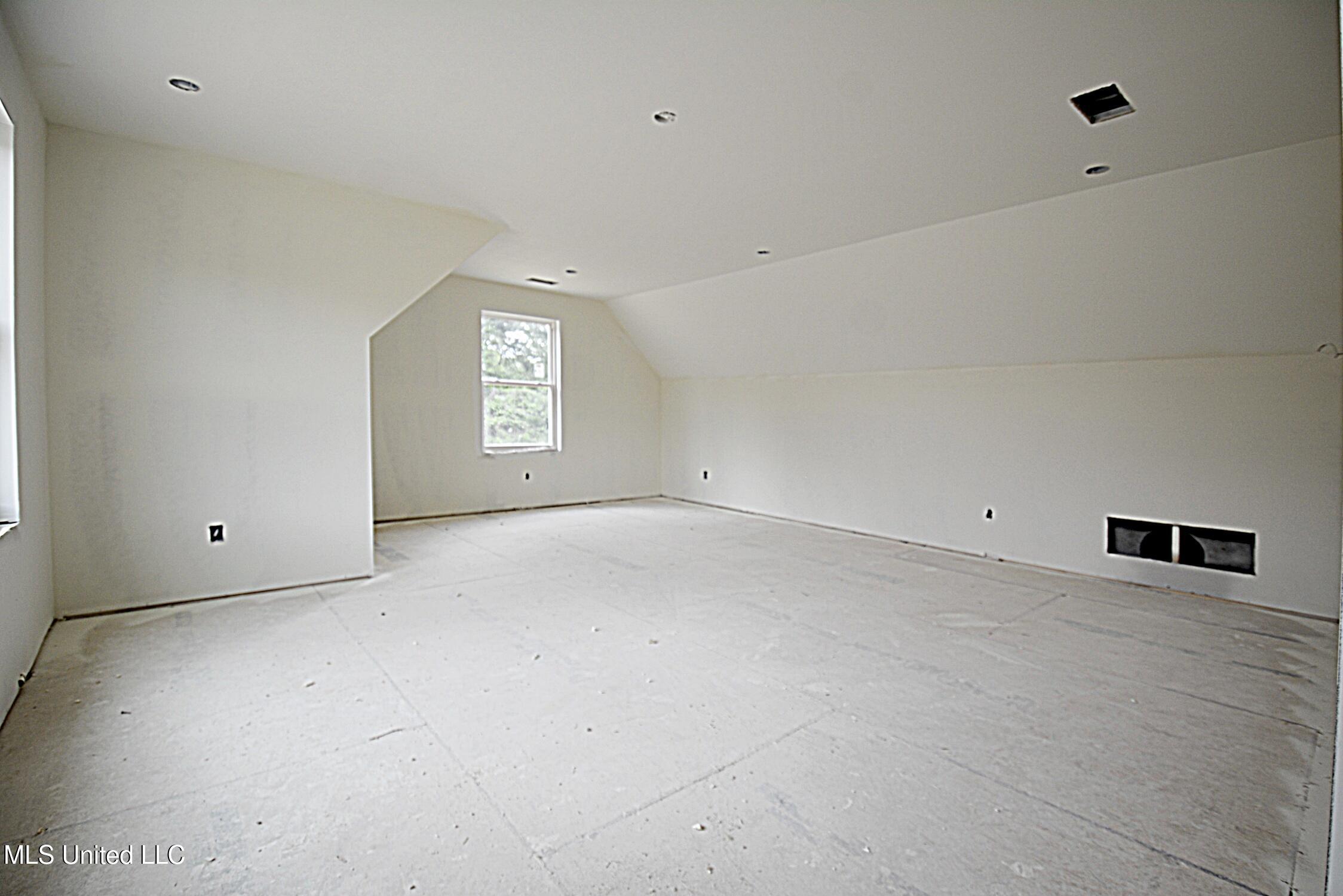 2373 S Hwy 301 Property Photo 12