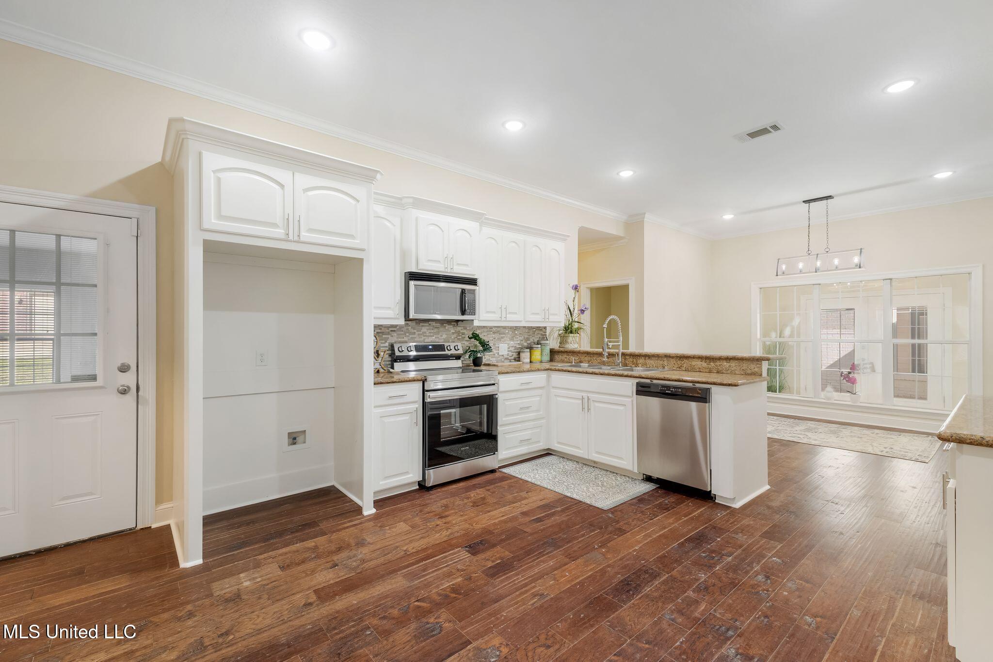 98 Morrell Circle Property Photo 15