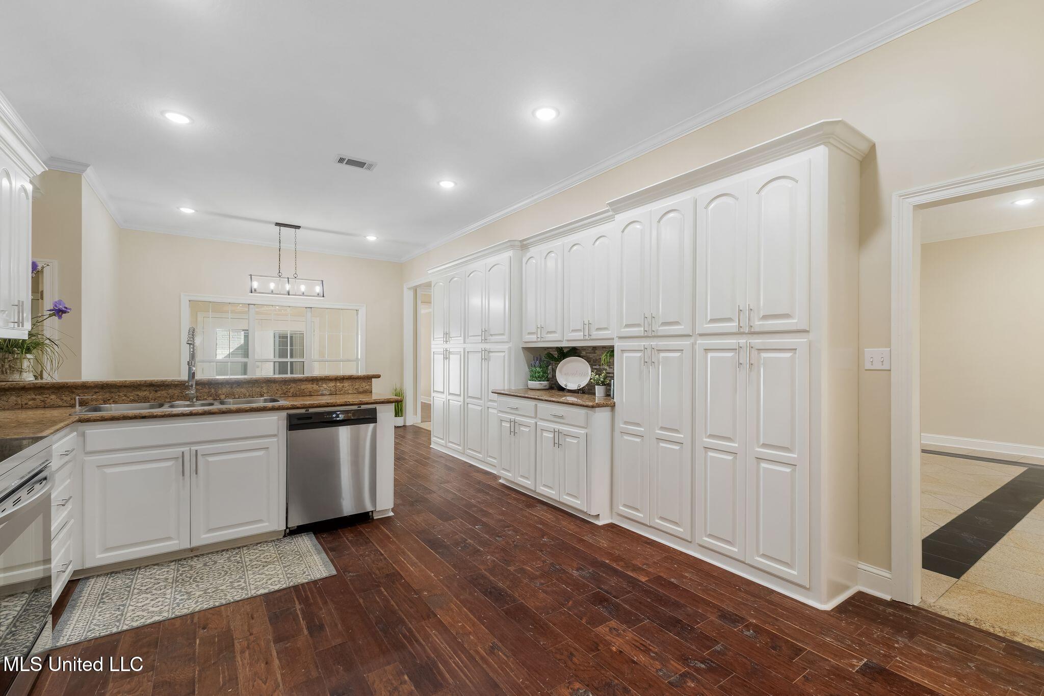 98 Morrell Circle Property Photo 16