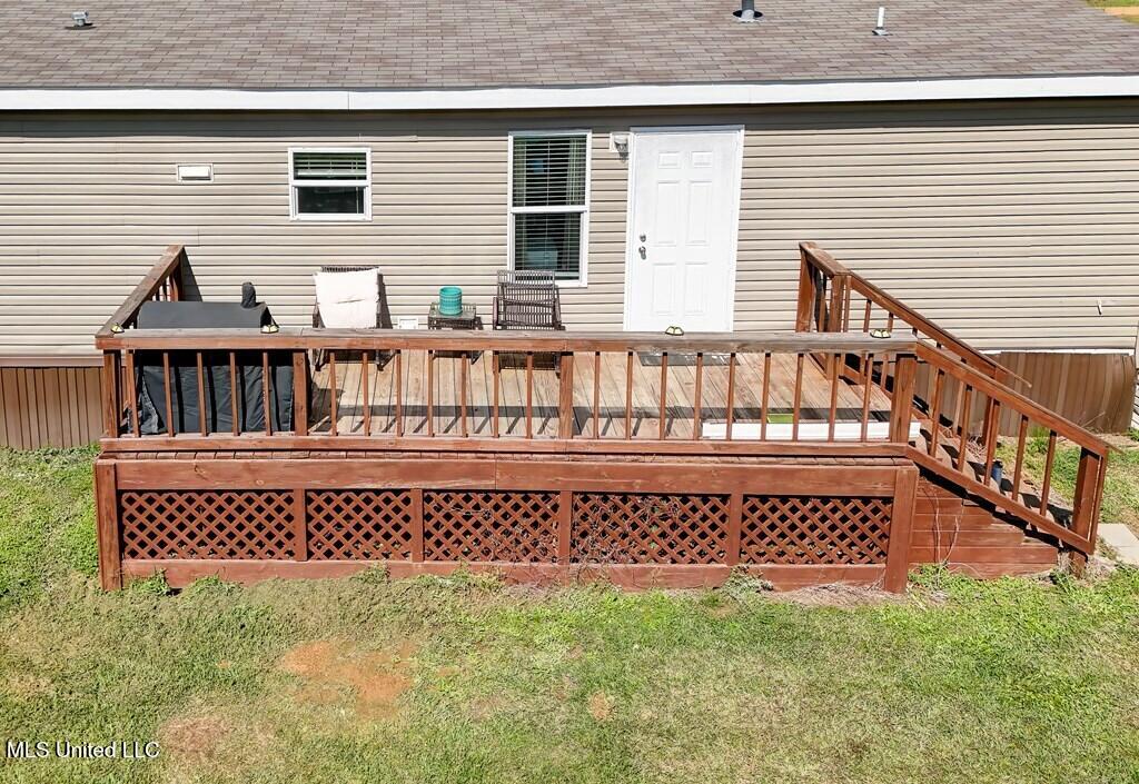 1037 Courtney Road Property Photo 4