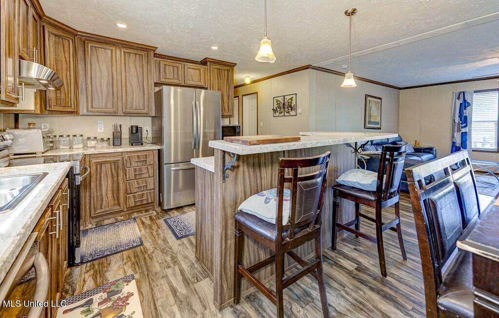 1037 Courtney Road Property Photo 10