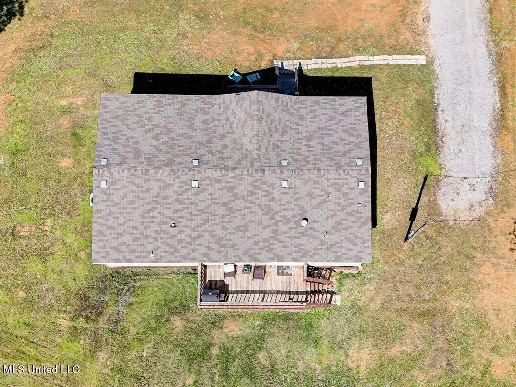 1037 Courtney Road Property Photo 12
