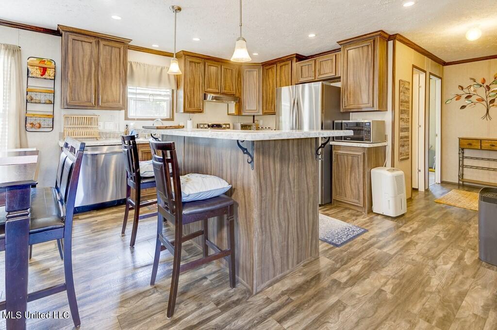 1037 Courtney Road Property Photo 14
