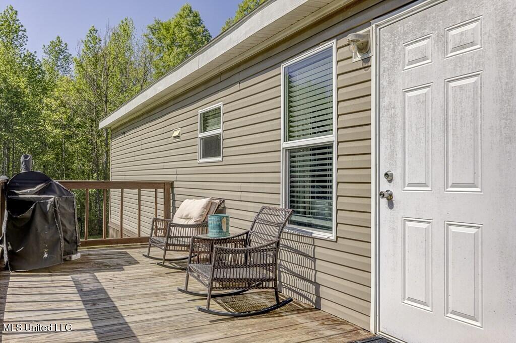 1037 Courtney Road Property Photo 25
