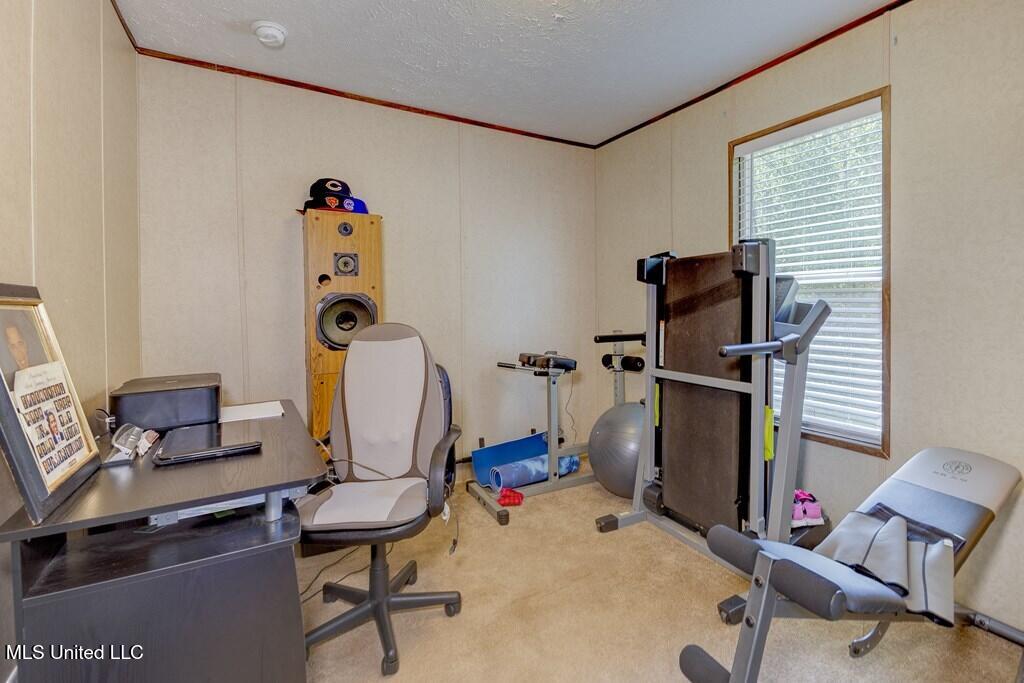 1037 Courtney Road Property Photo 29
