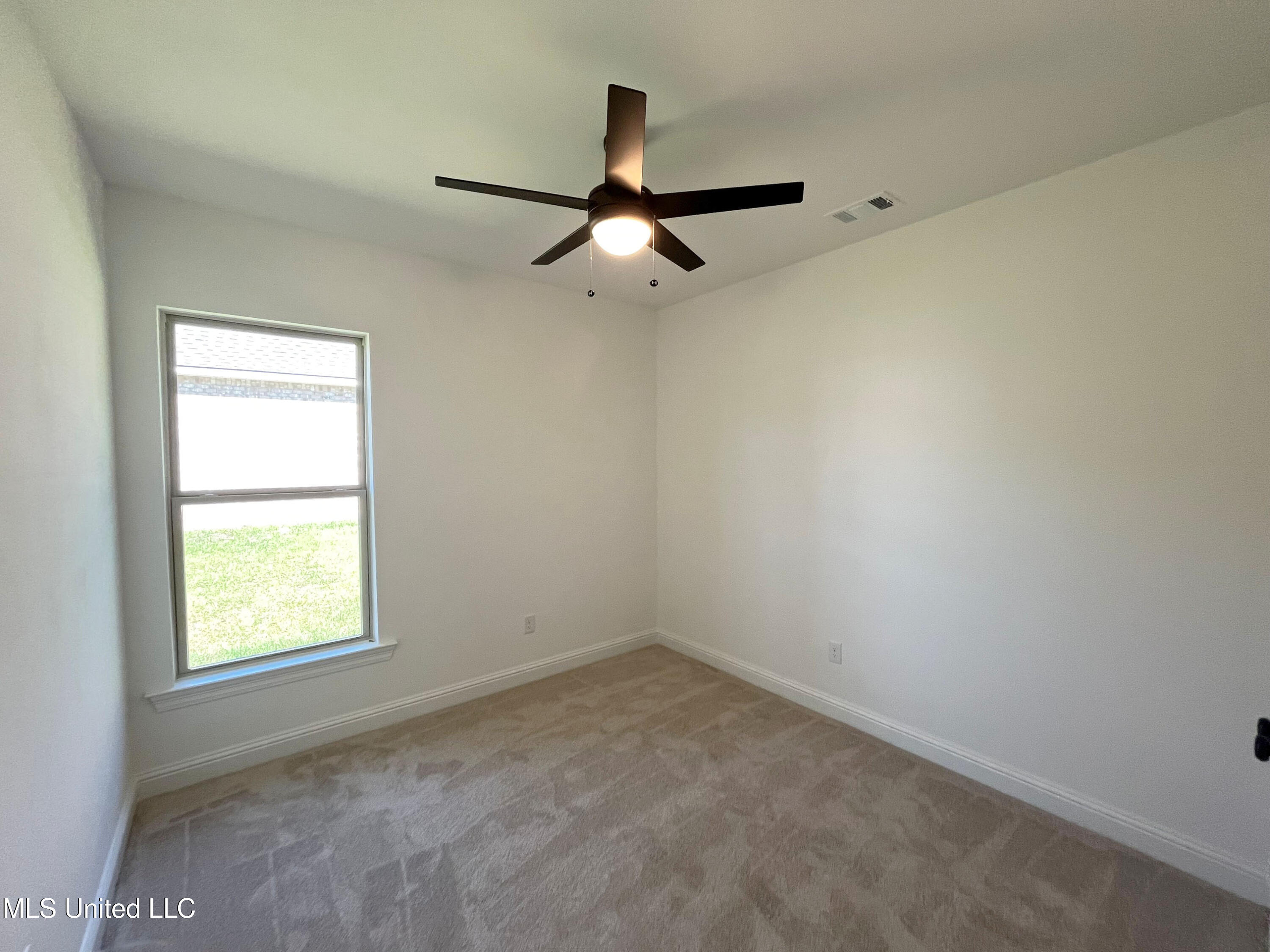 12158 Parc Aux Chenes Property Photo 16