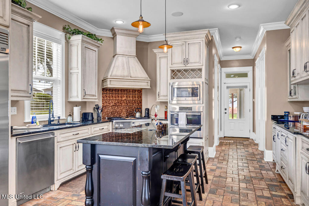 1117 2nd Street Property Photo 10