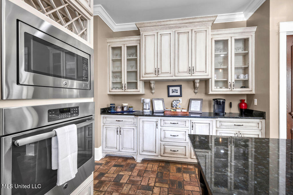 1117 2nd Street Property Photo 13