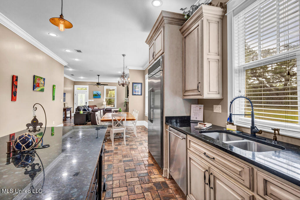 1117 2nd Street Property Photo 15