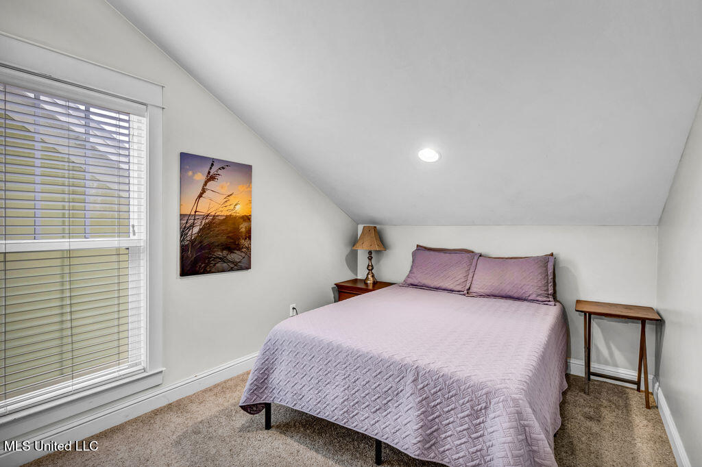 1117 2nd Street Property Photo 38