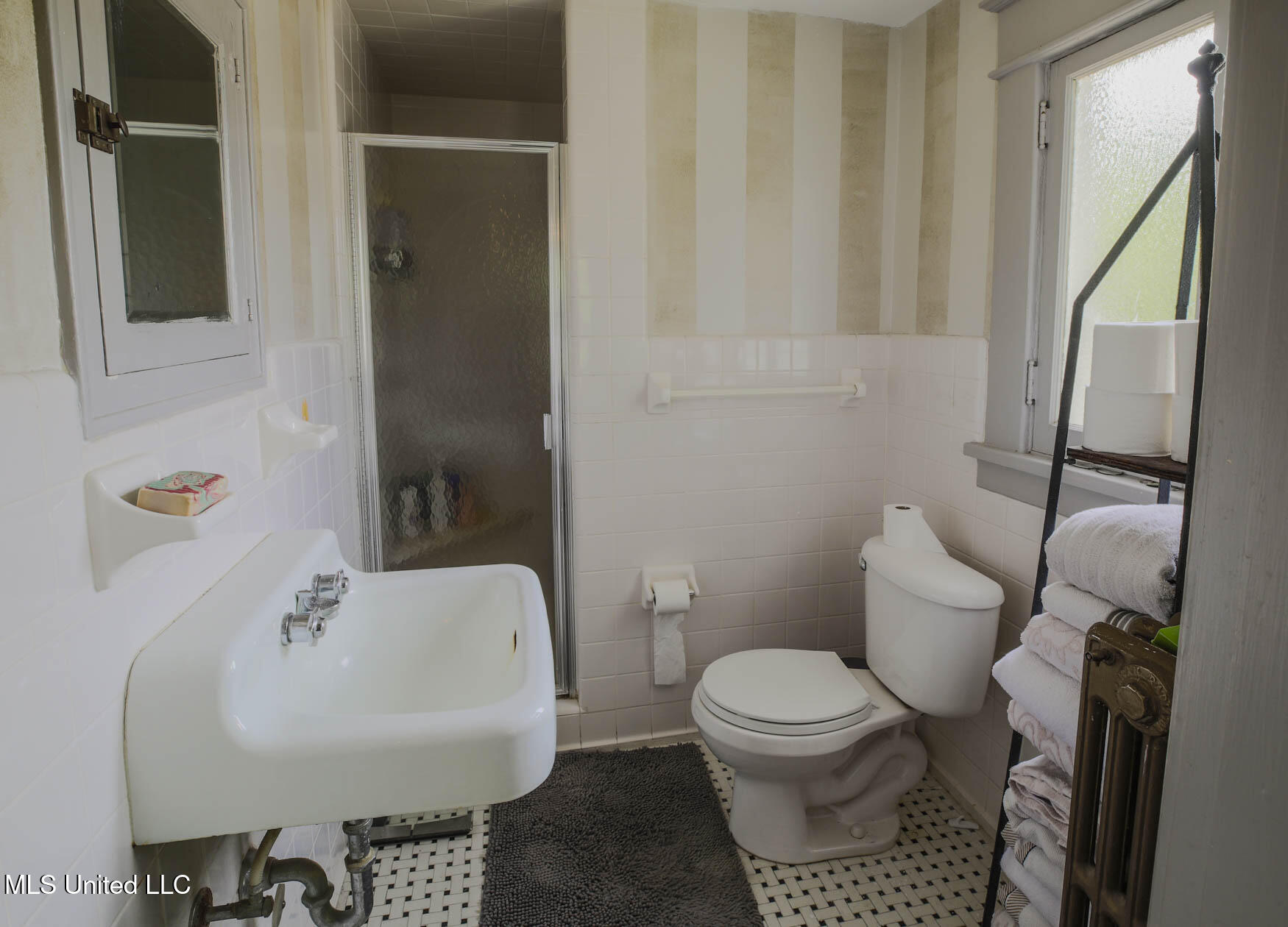 307 Grand Boulevard Property Photo 30