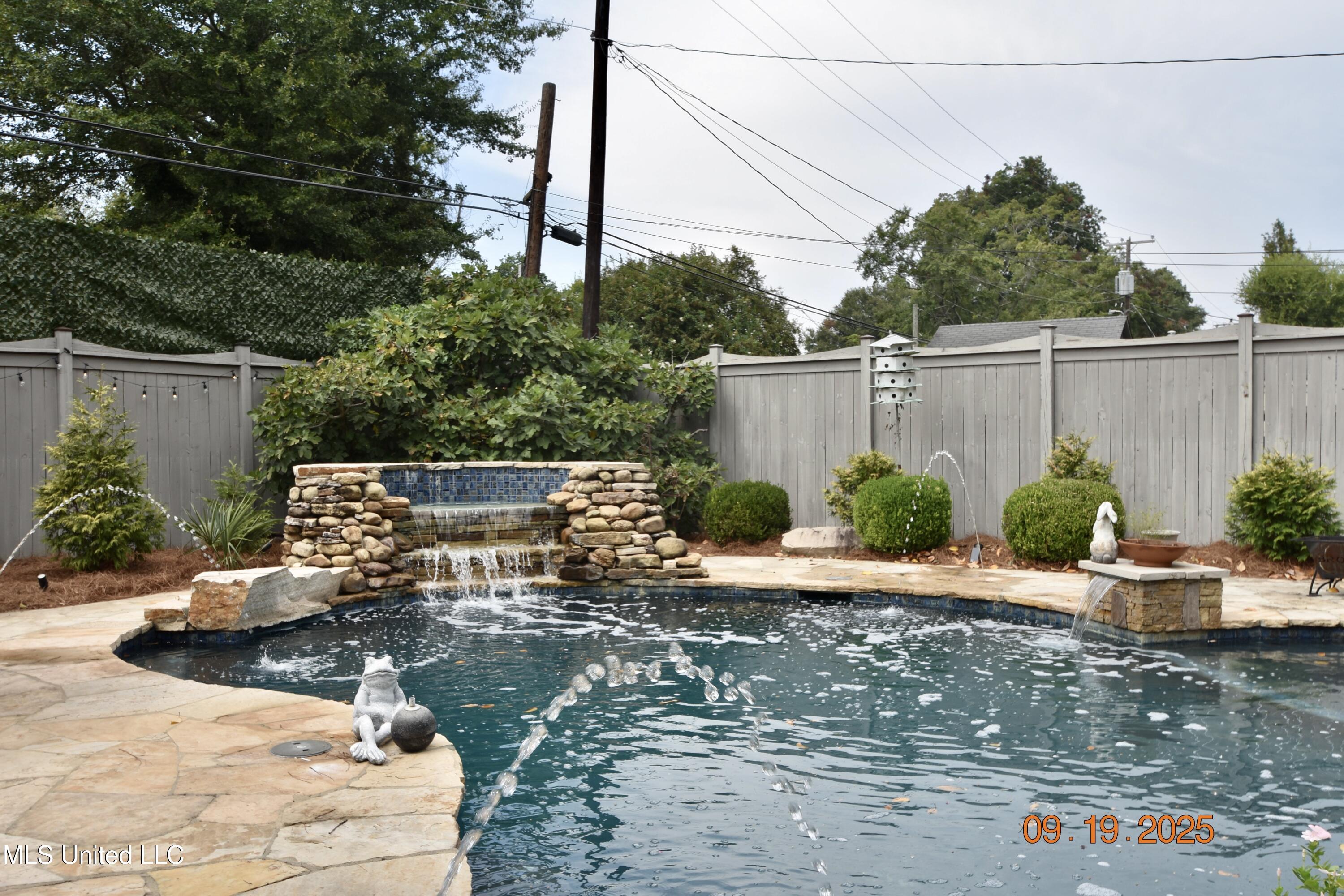 307 Grand Boulevard Property Photo 58
