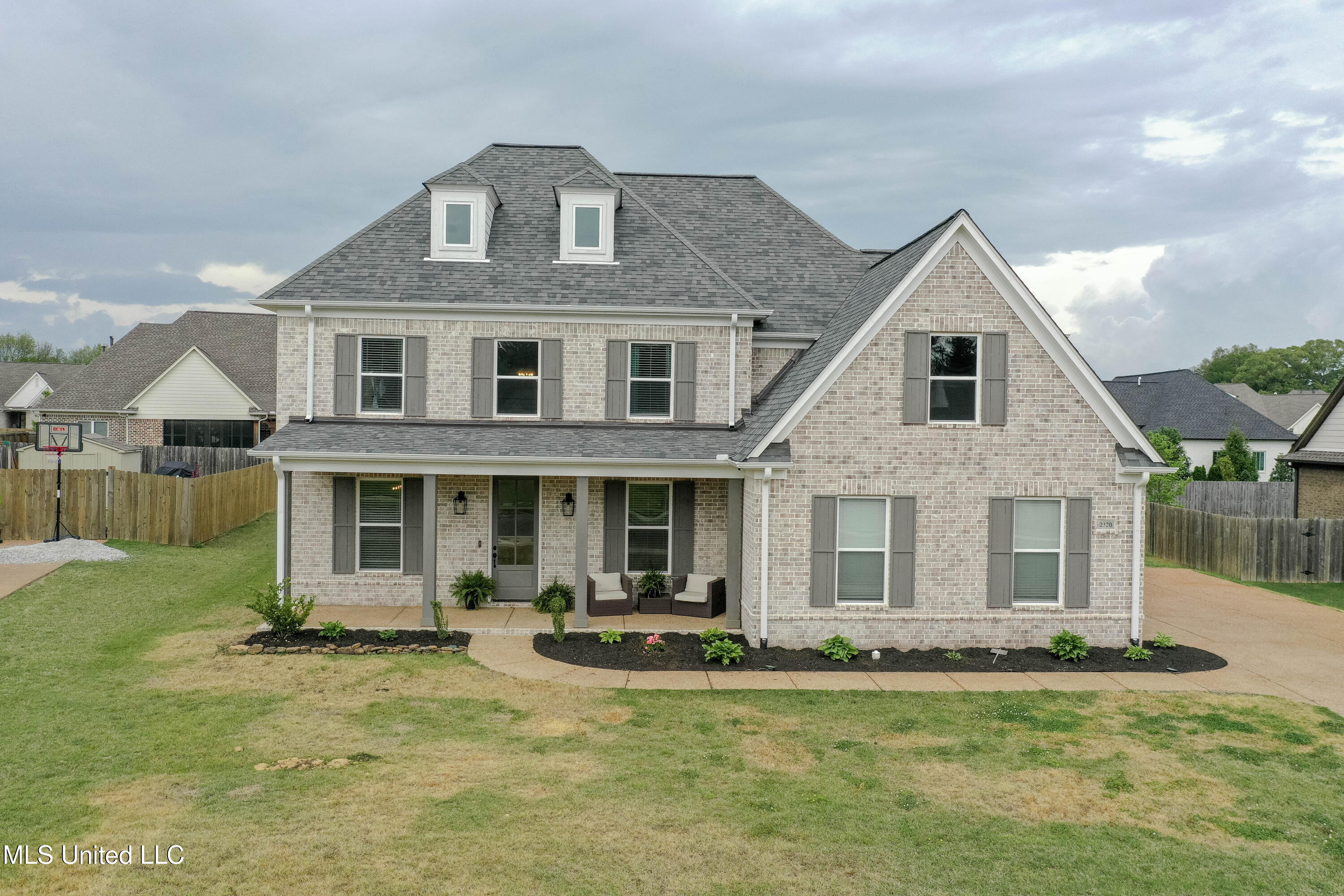 2320 Loisy Boulevard Property Photo 1