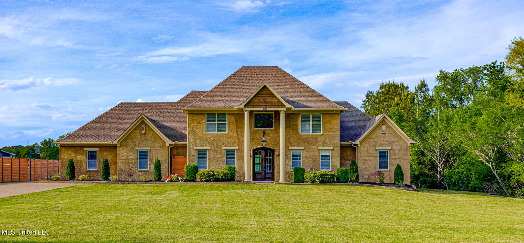 5352 Nail Road Property Photo 1