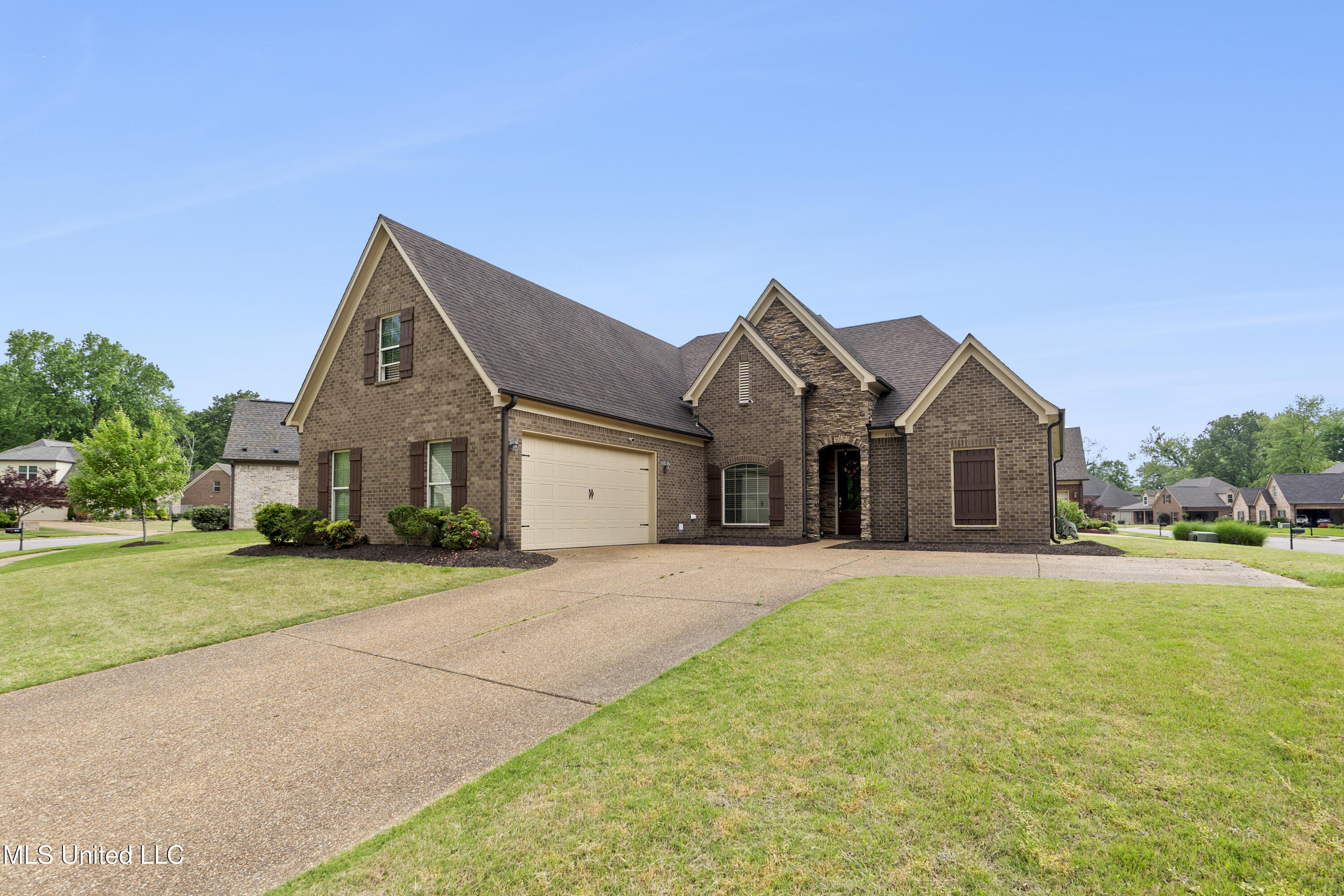 4130 Aberleigh Lane Property Photo 1