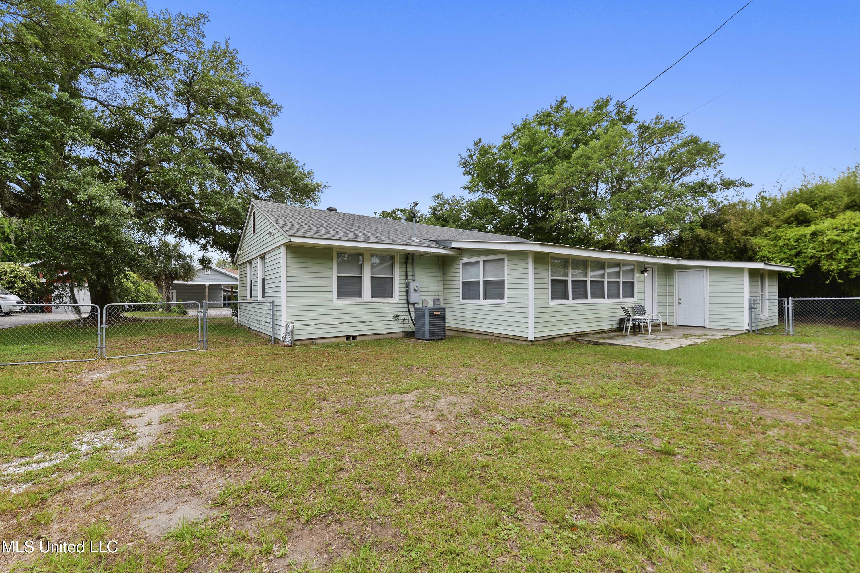 105 Hickory Lane Property Photo 19