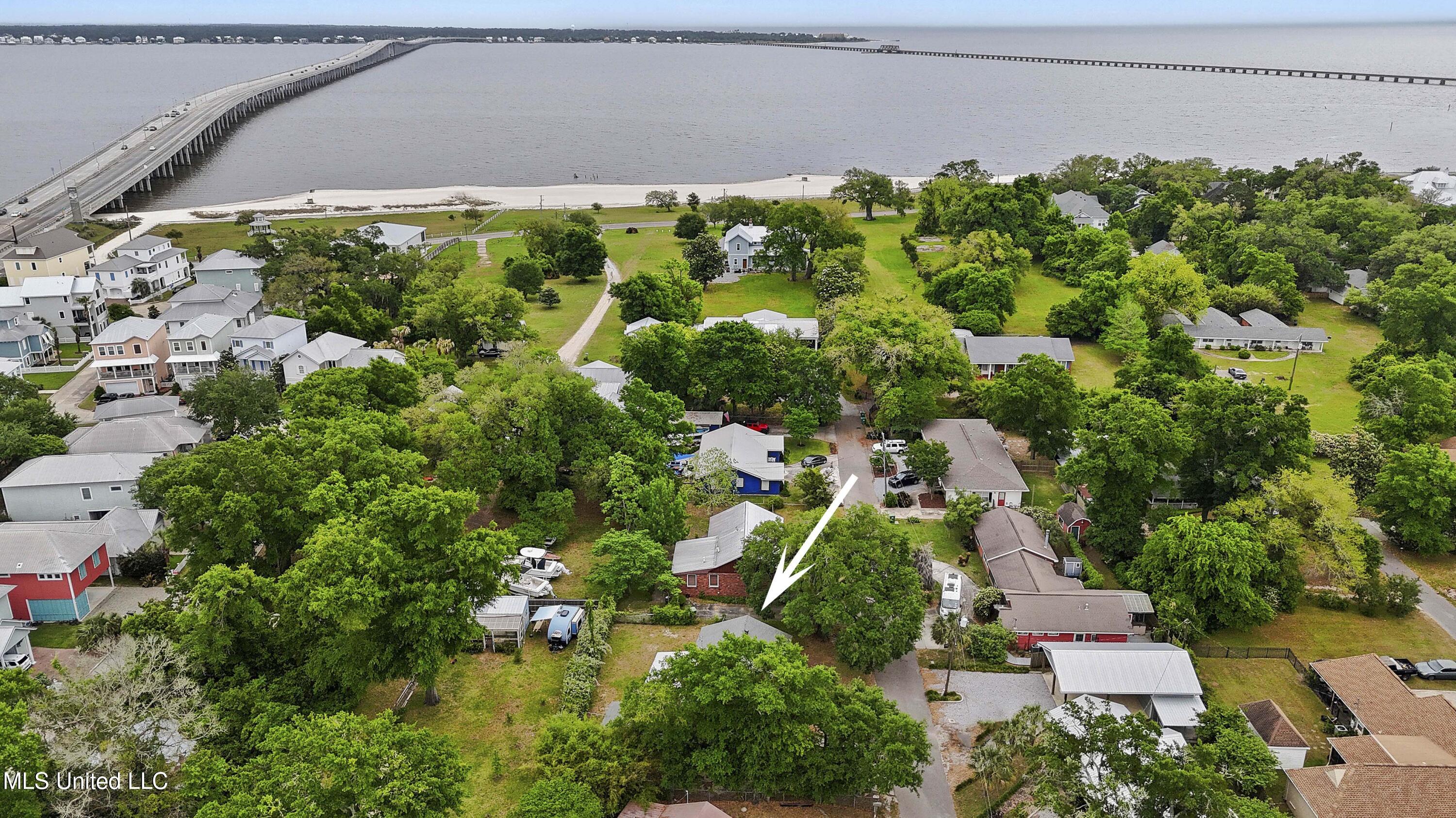 105 Hickory Lane Property Photo 22