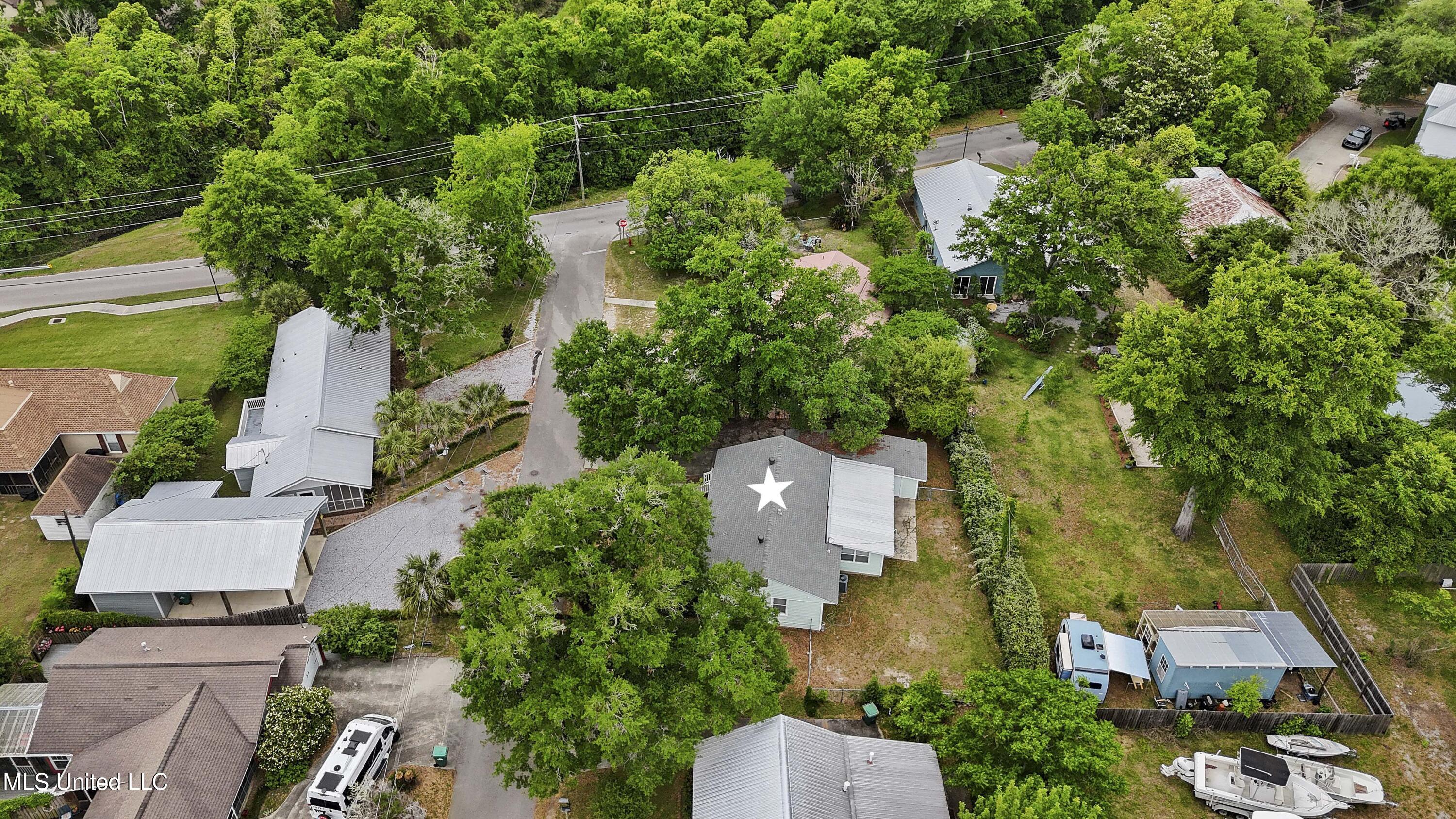 105 Hickory Lane Property Photo 26