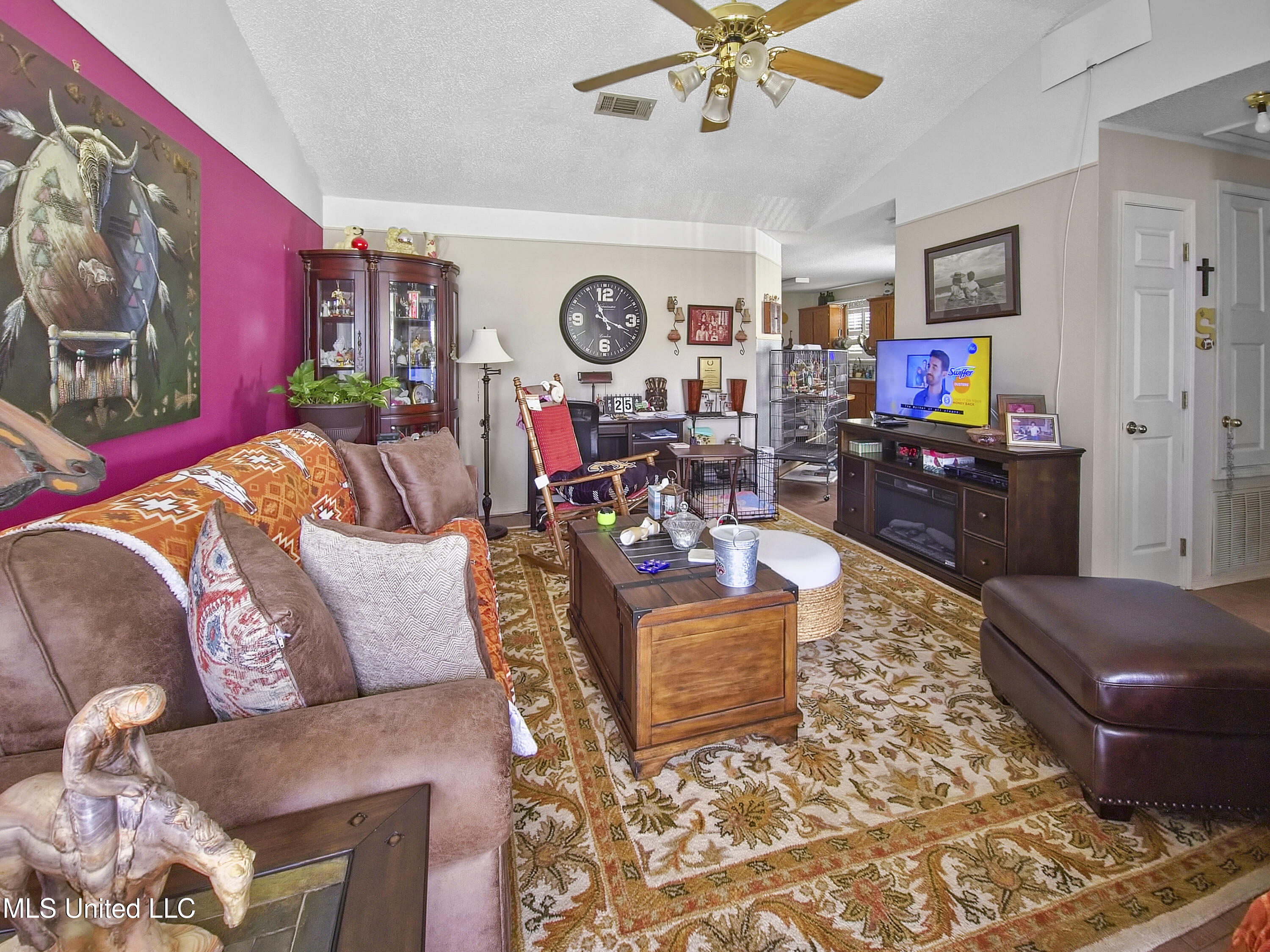 10569 Sharp Boulevard Property Photo 2