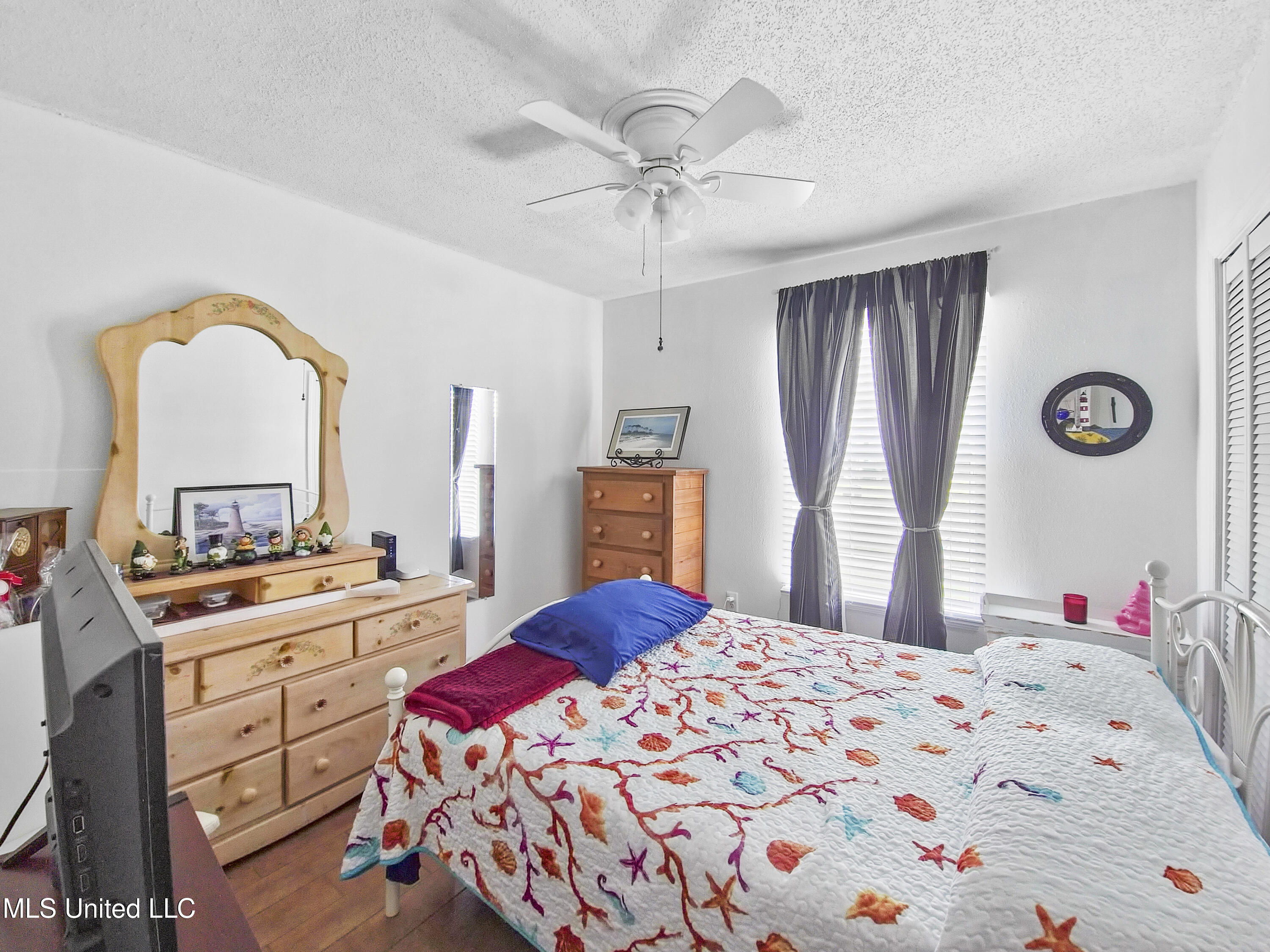 10569 Sharp Boulevard Property Photo 5
