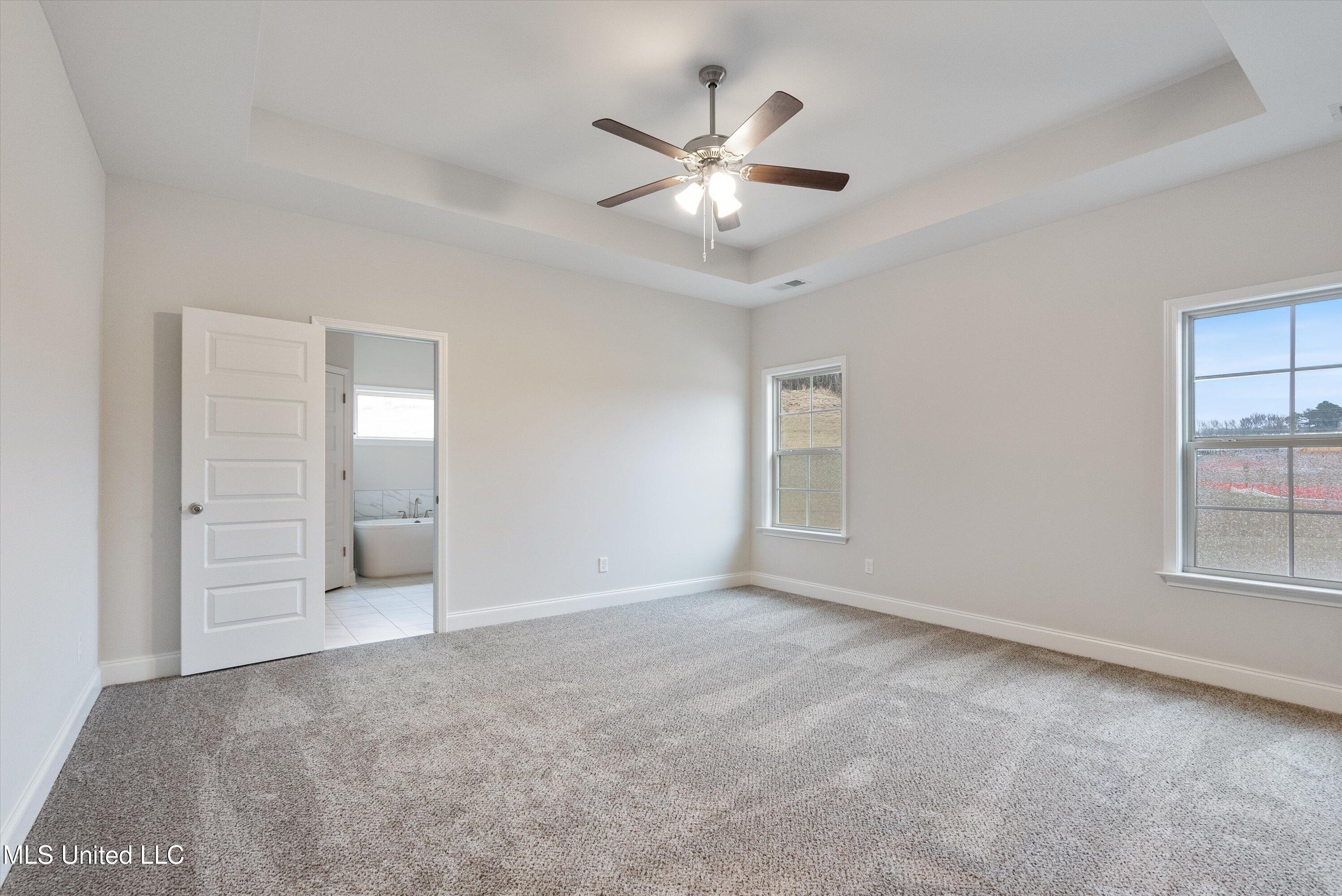 907 Collie Drive Property Photo 14
