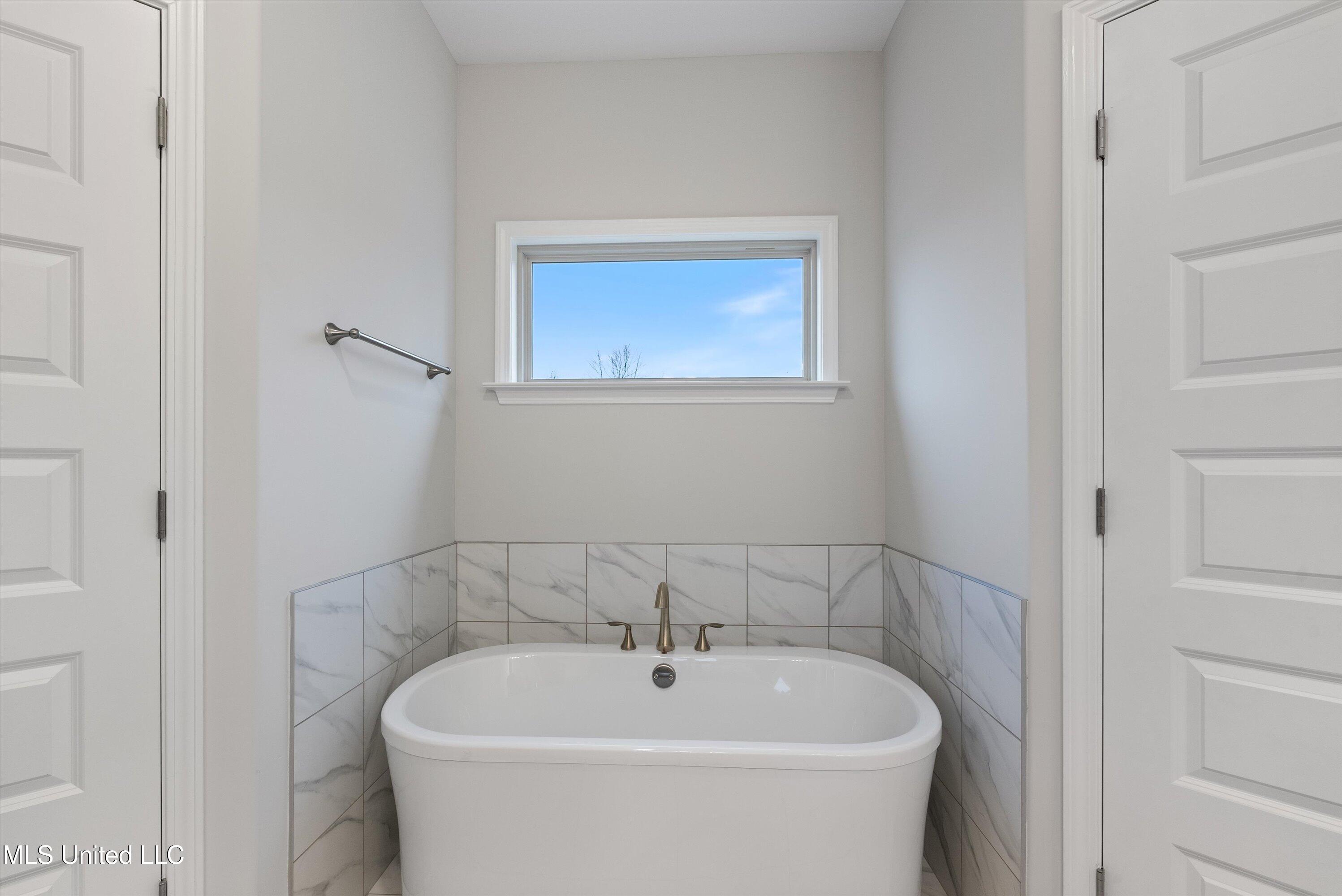 907 Collie Drive Property Photo 18