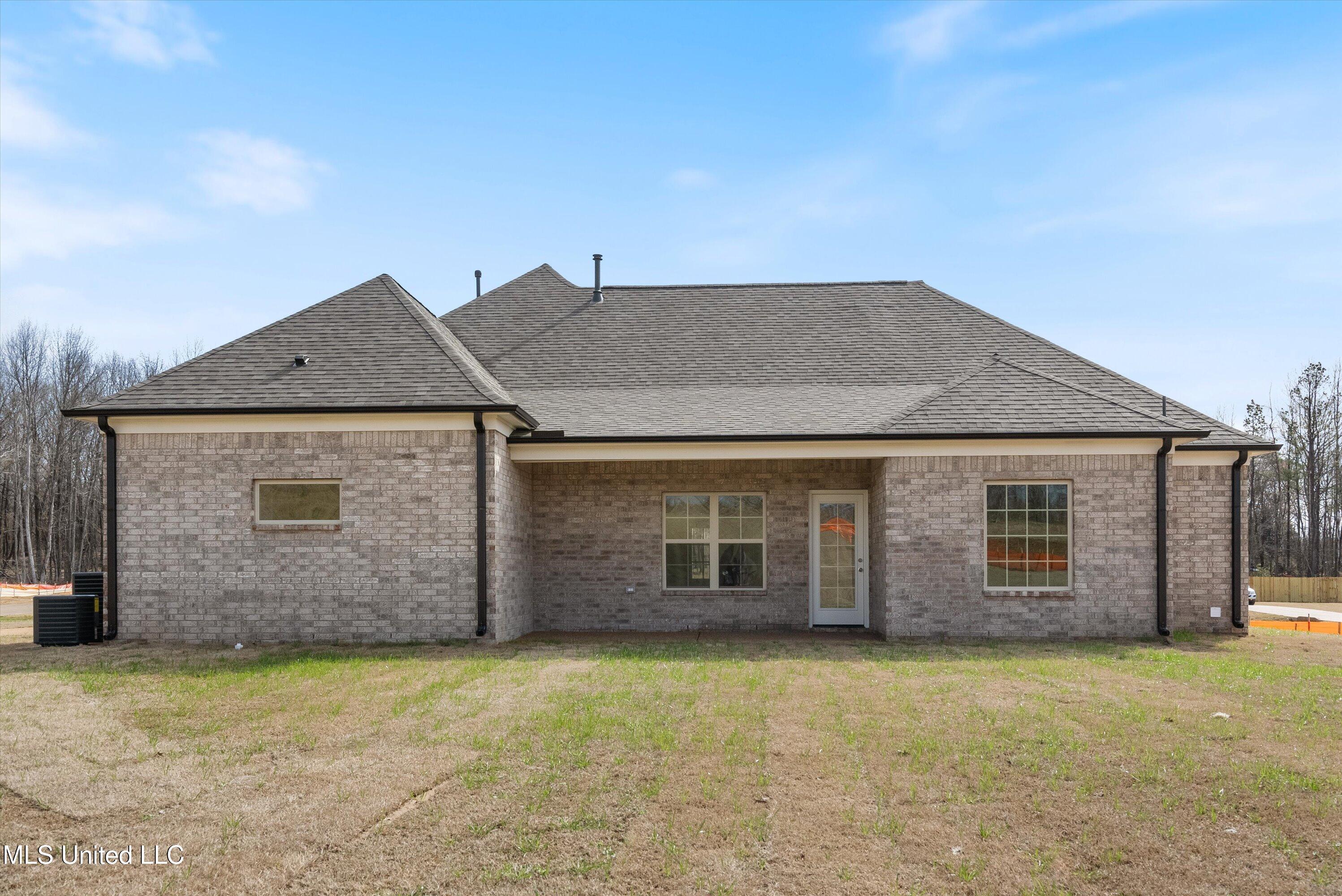 907 Collie Drive Property Photo 28