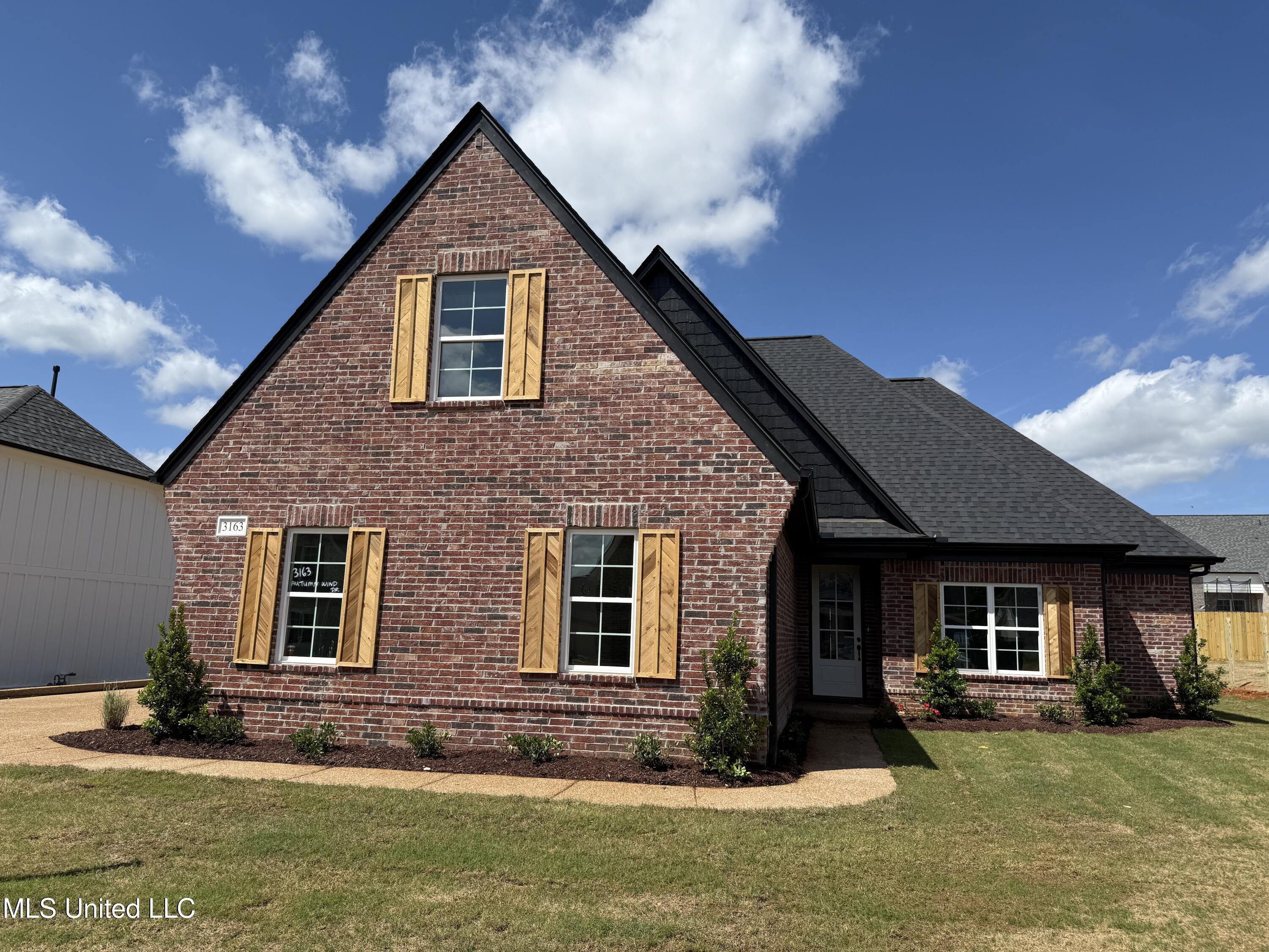 3163 Autumn Wind Drive Property Photo 1