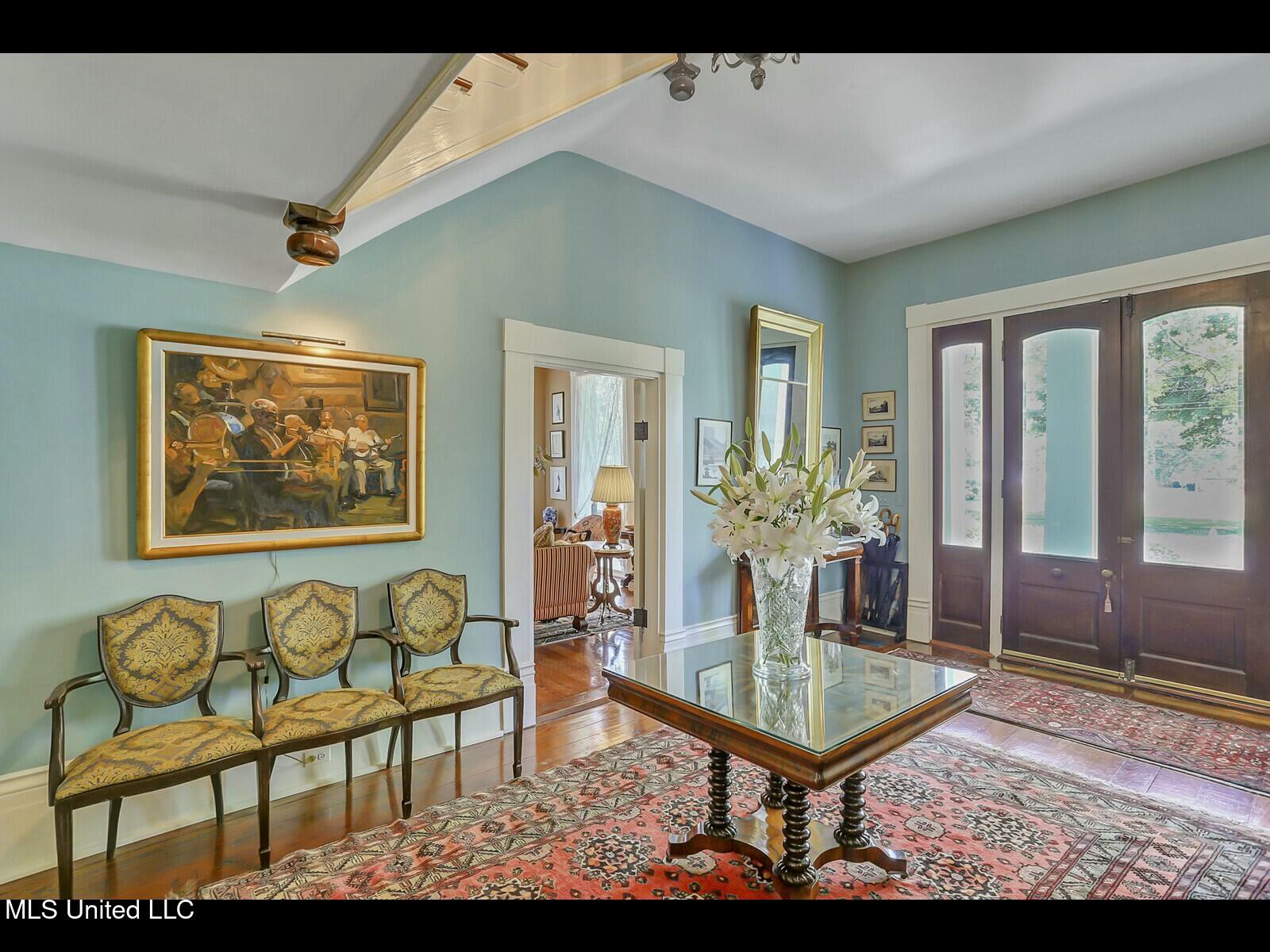 138 E Fulton Street Property Photo 19