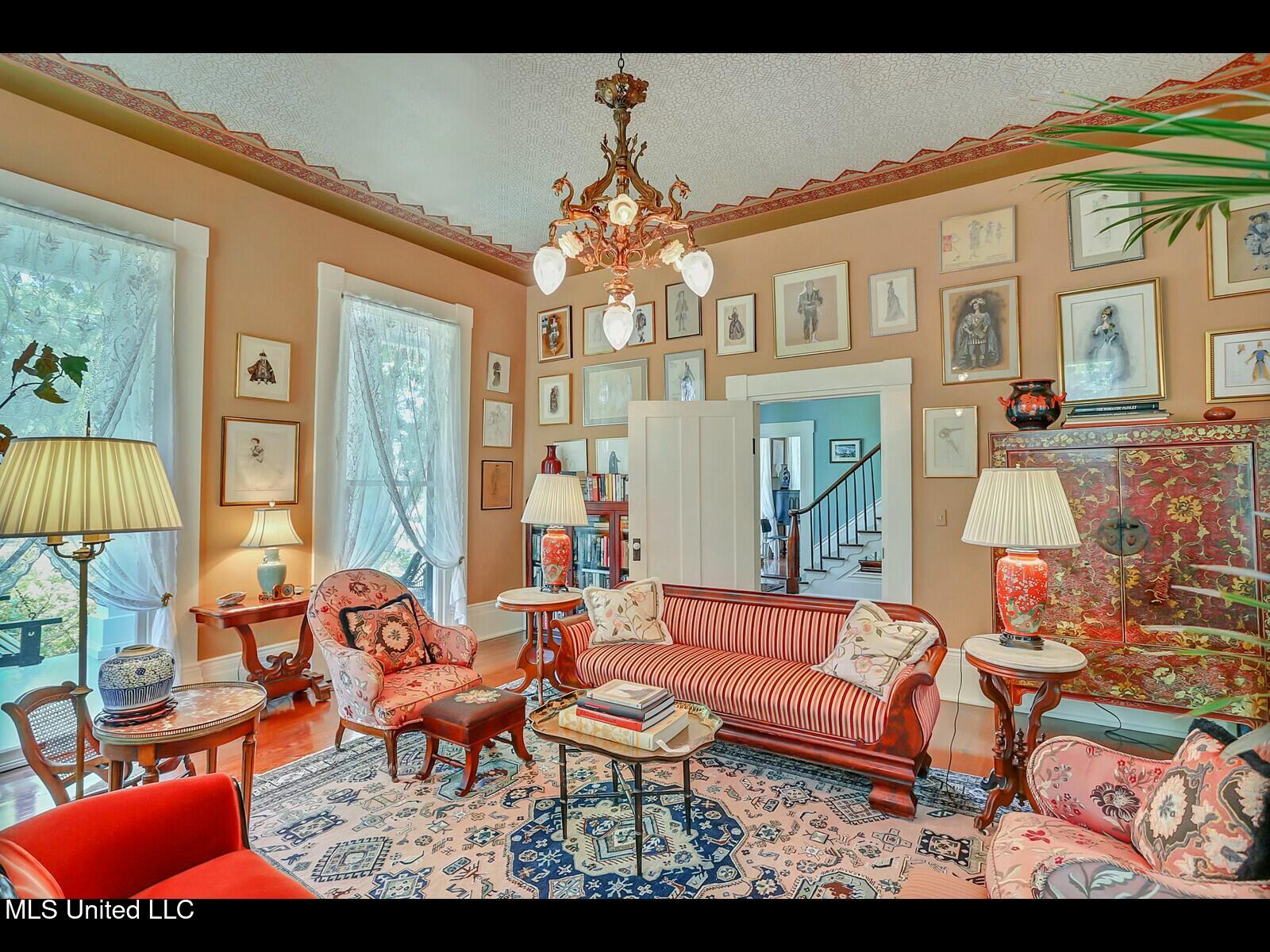 138 E Fulton Street Property Photo 26