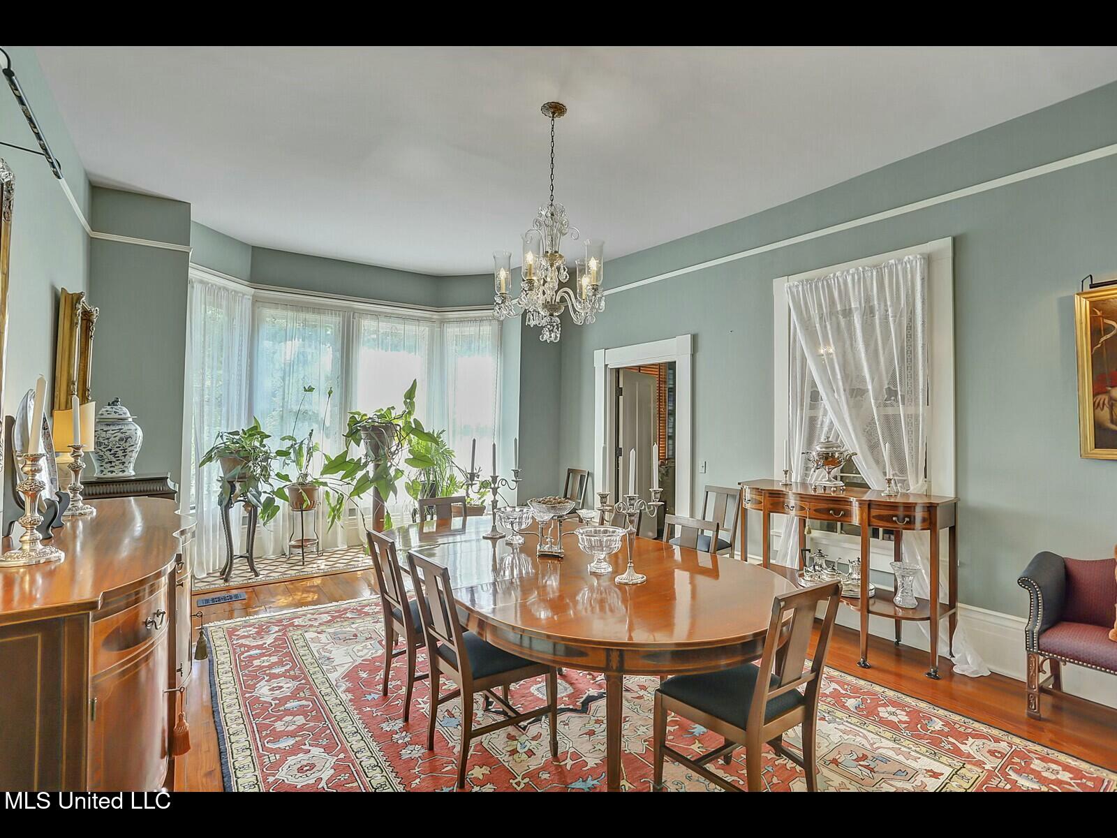 138 E Fulton Street Property Photo 38