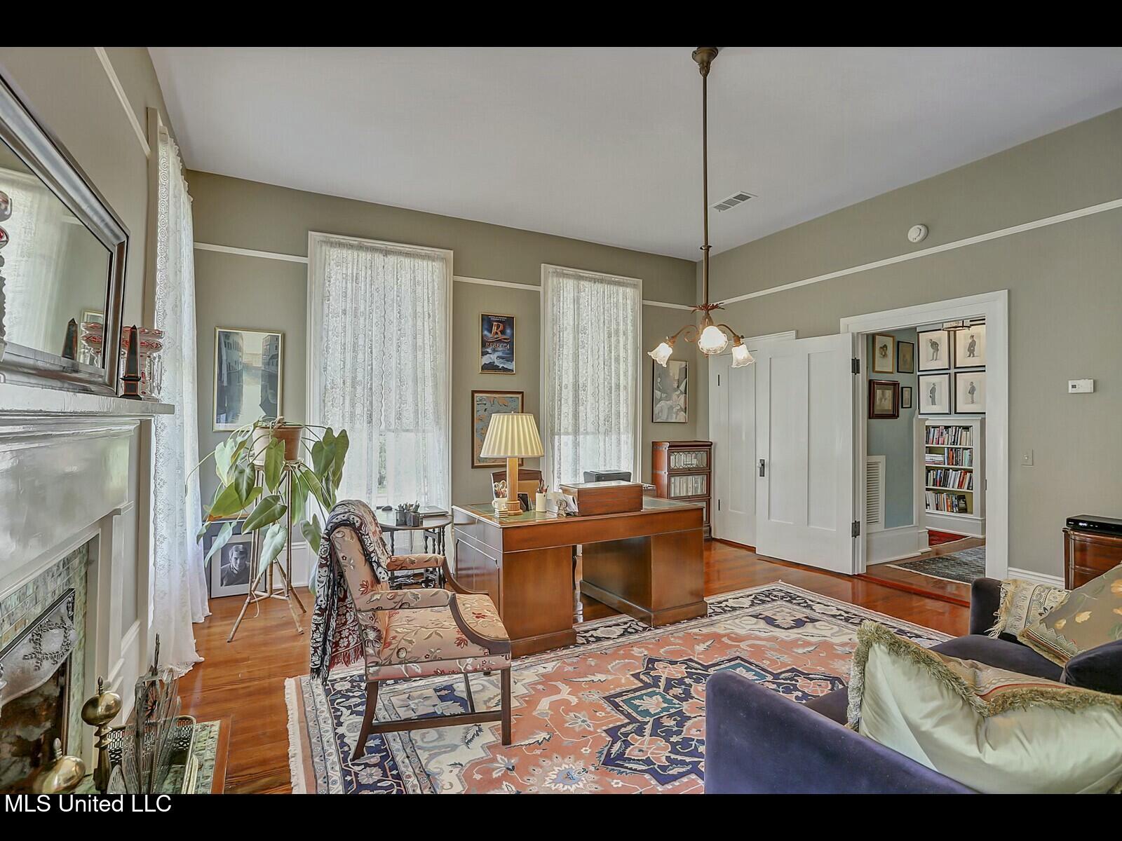 138 E Fulton Street Property Photo 44