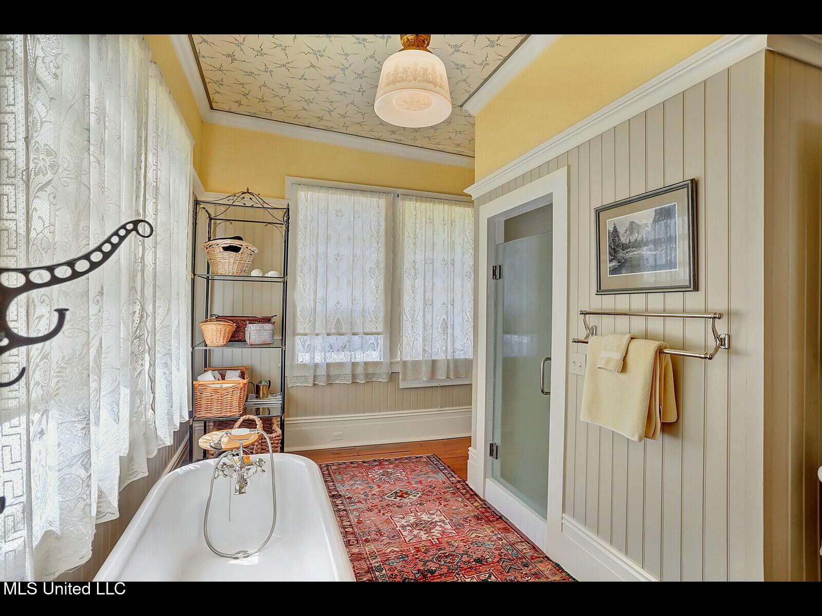 138 E Fulton Street Property Photo 56