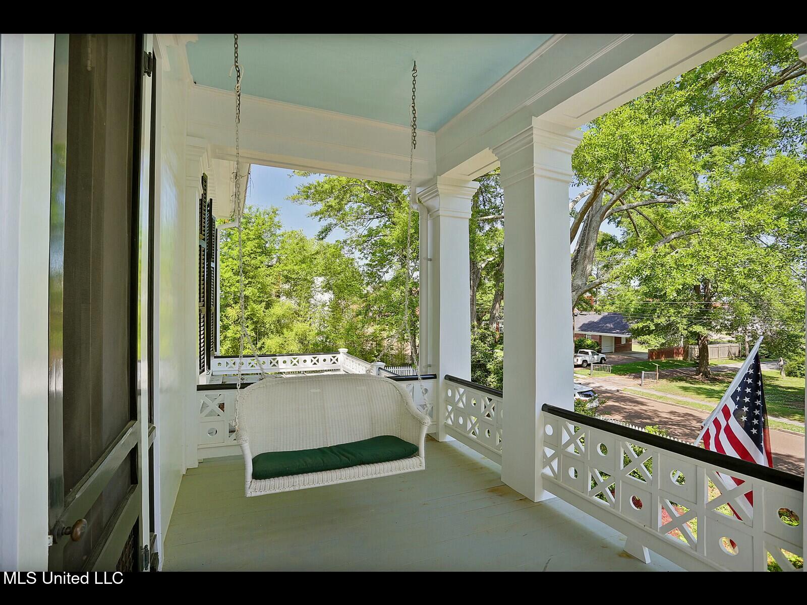 138 E Fulton Street Property Photo 64