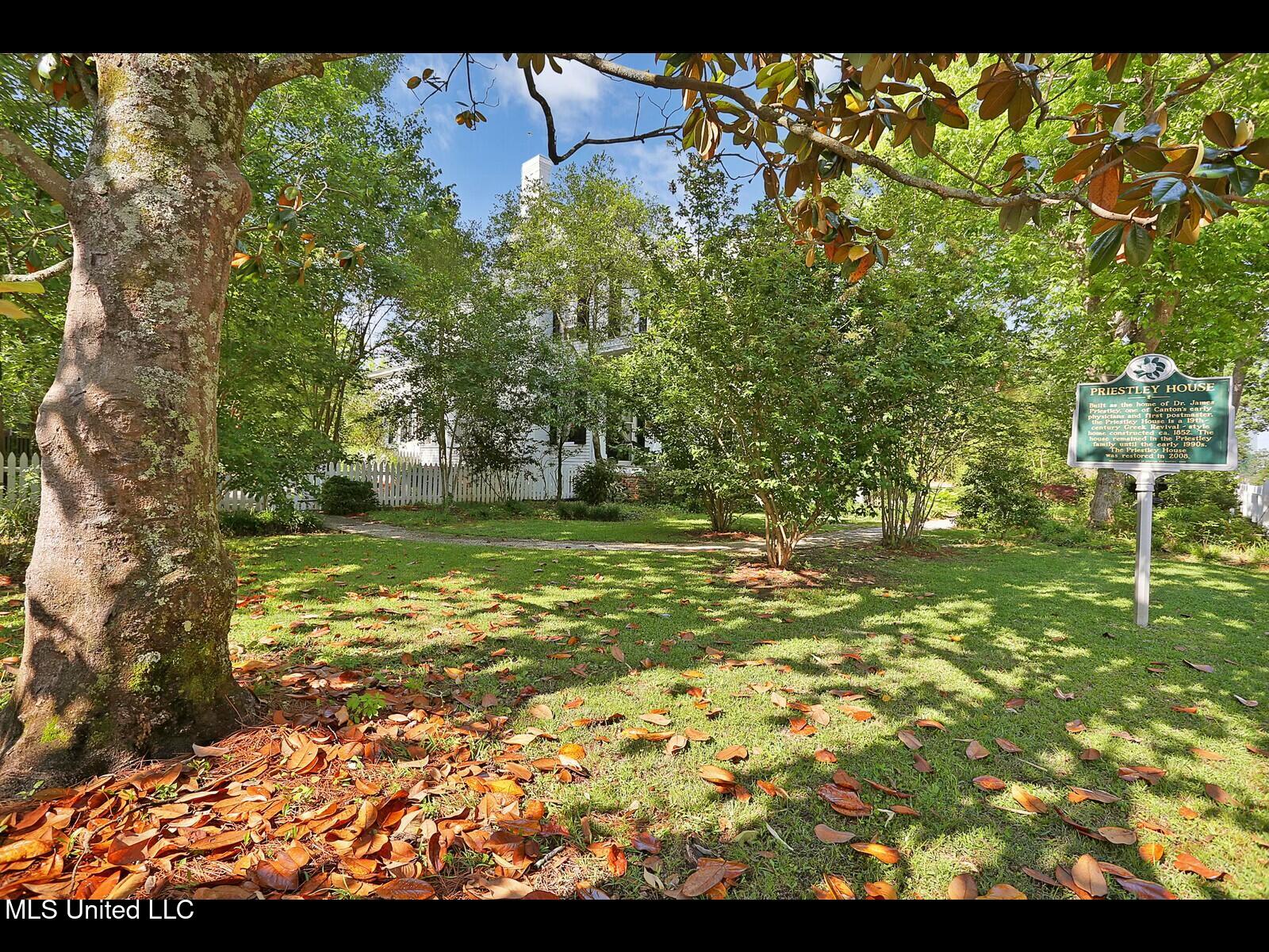 138 E Fulton Street Property Photo 73
