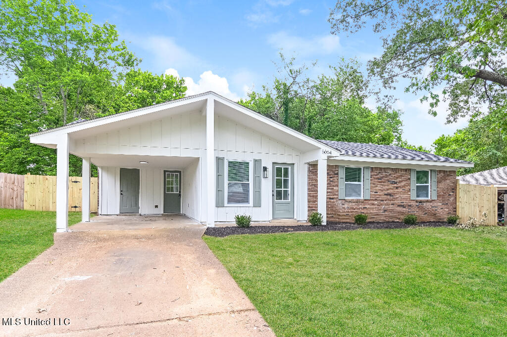 5654 Crestwood Drive Property Photo 1